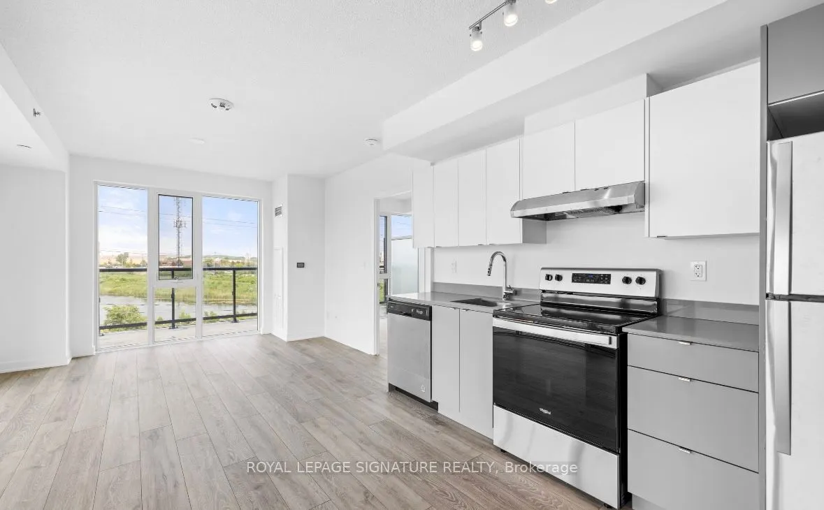 3200 Dakota Common, #B404