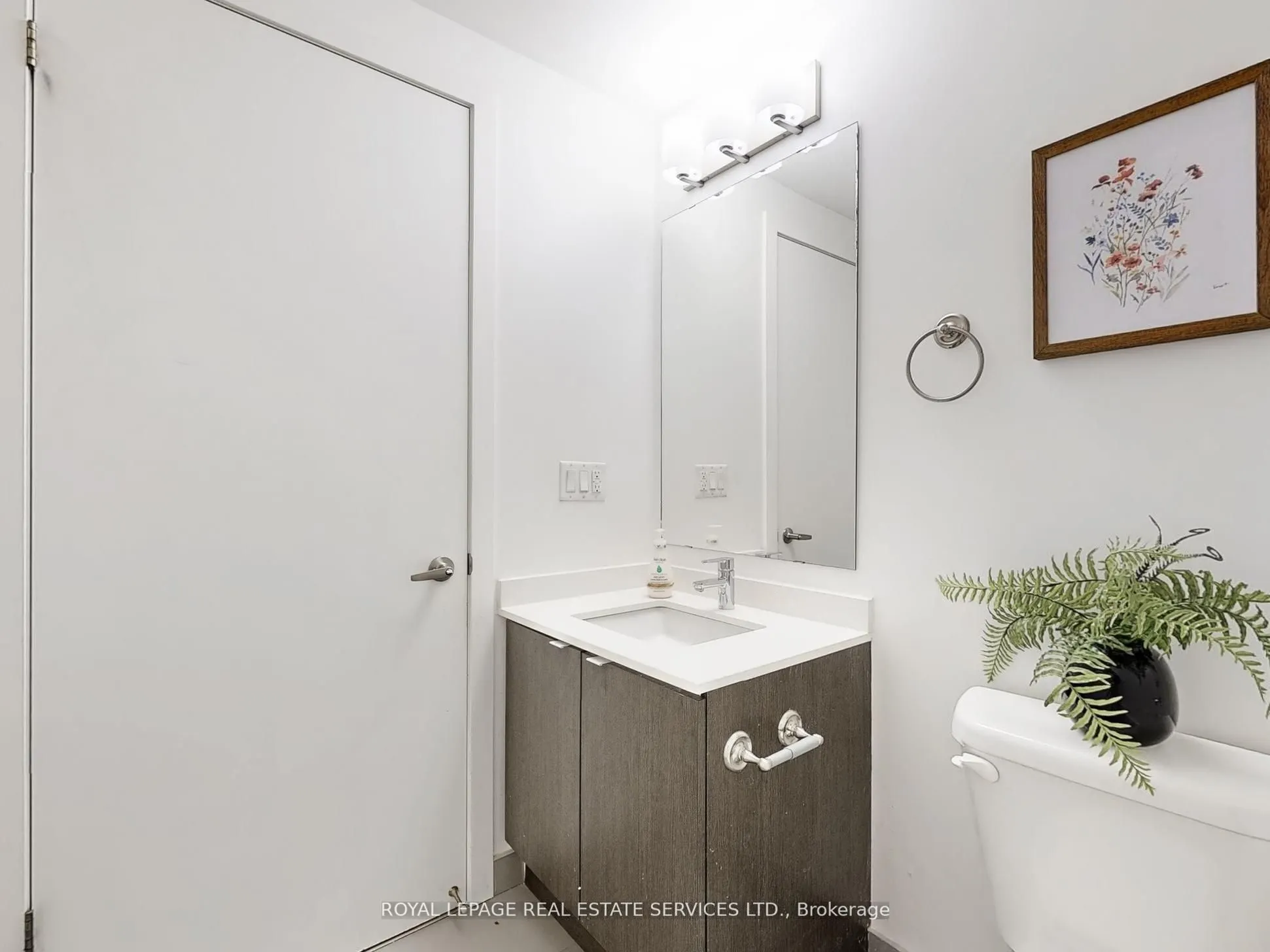5230 Dundas Street, #625A
