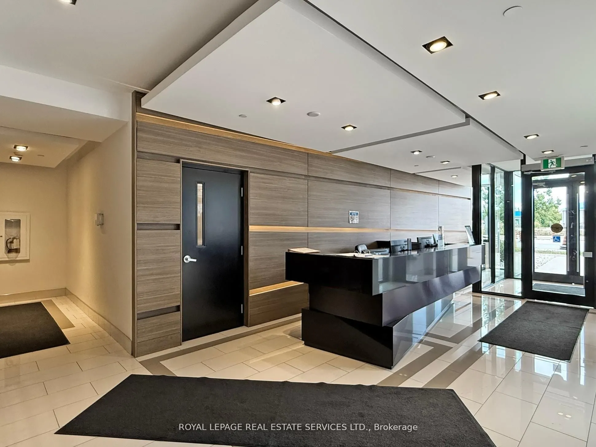 5230 Dundas Street, #625A