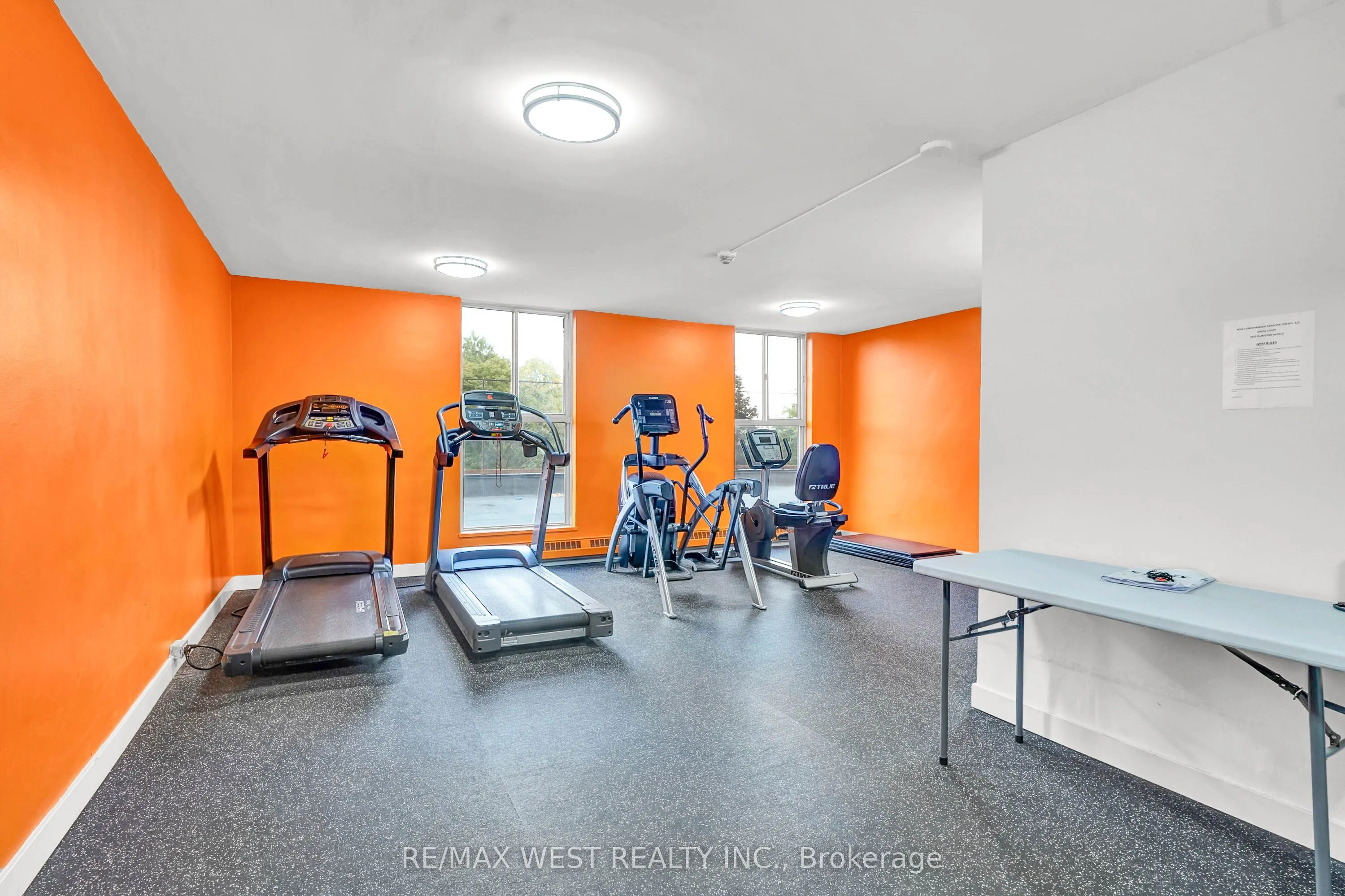 2825 Islington Avenue, #102