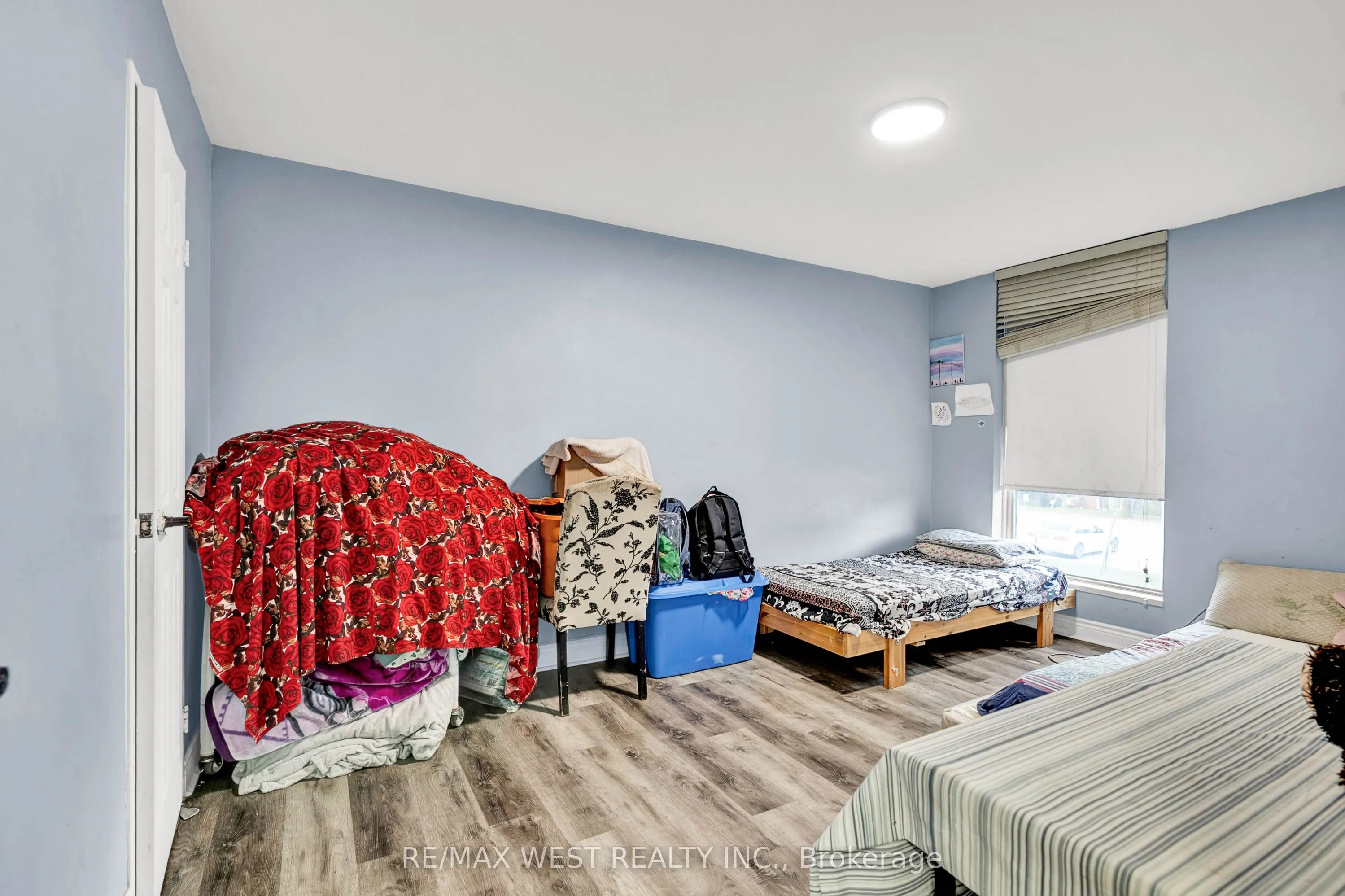2825 Islington Avenue, #102