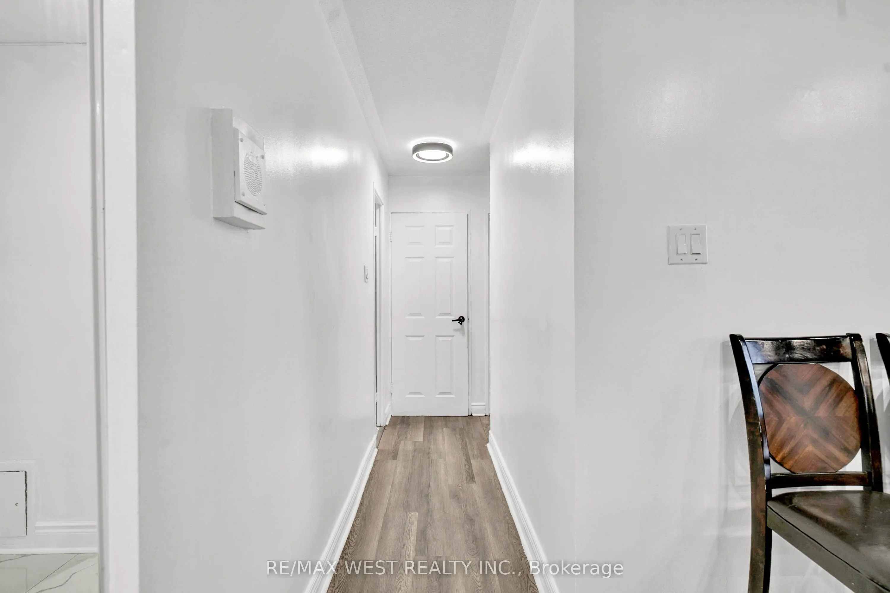 2825 Islington Avenue, #102