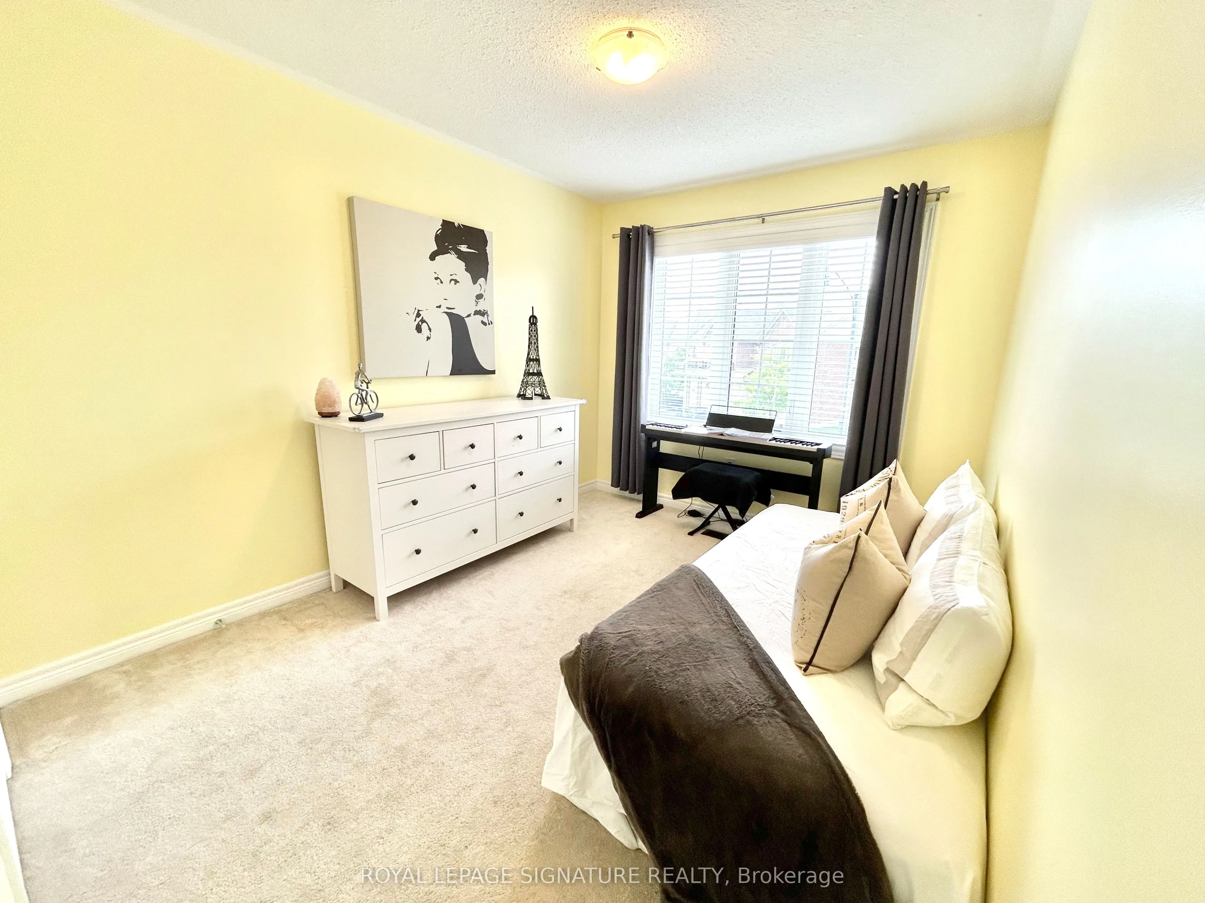 10 Zanetta Crescent