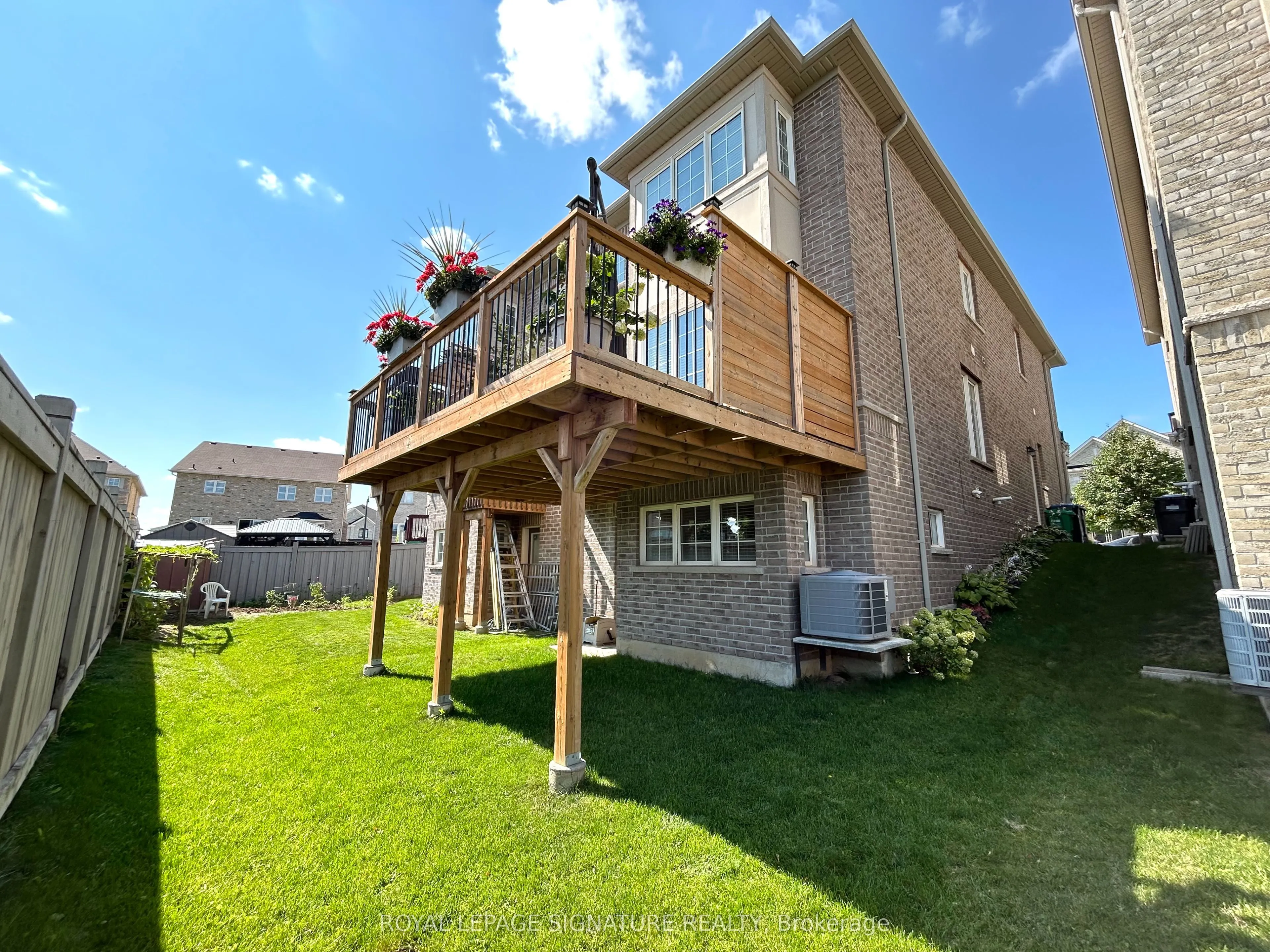10 Zanetta Crescent
