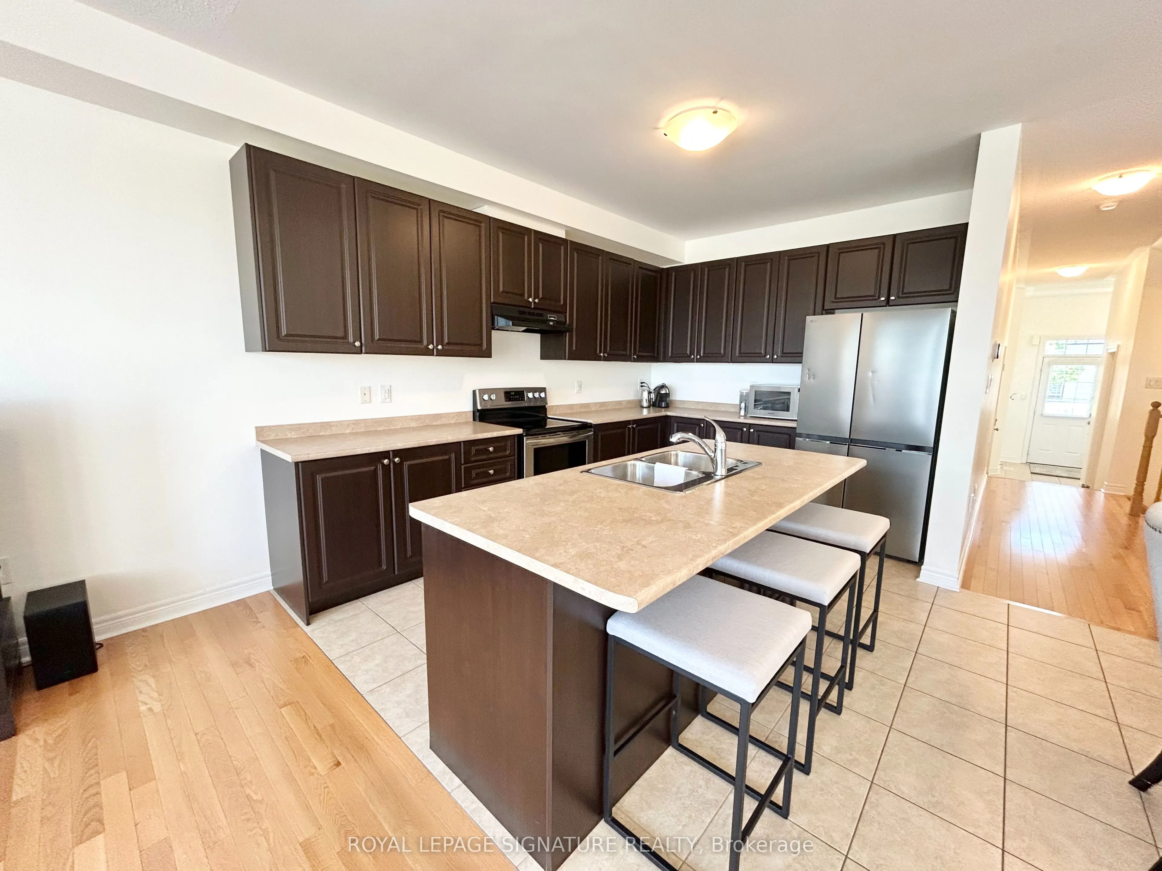 10 Zanetta Crescent