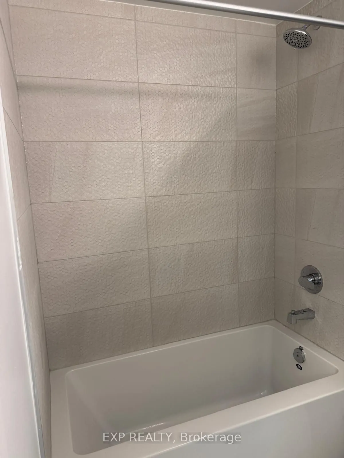 5105 Hurontario Street, #3204