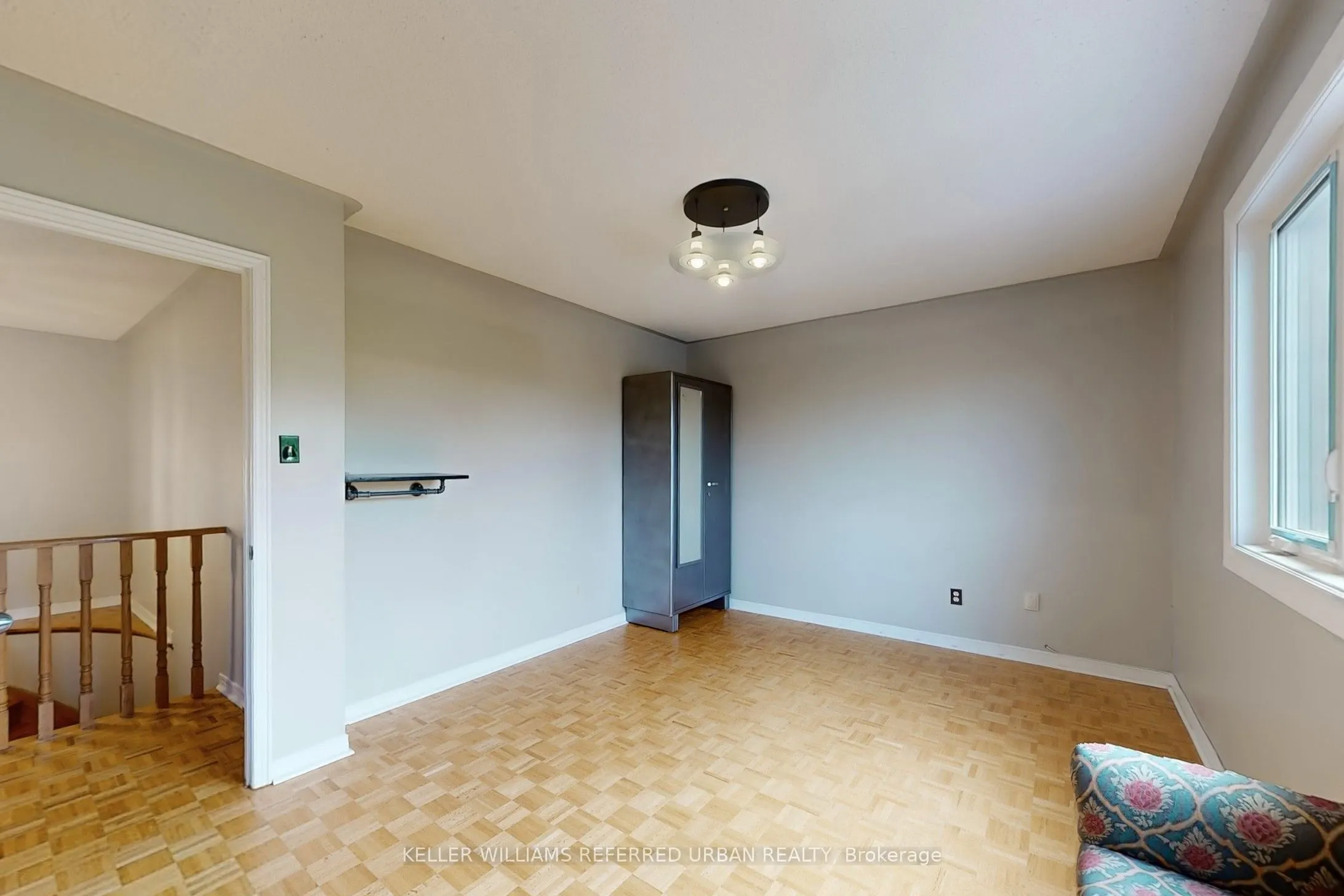 4489 Gladebrook Crescent