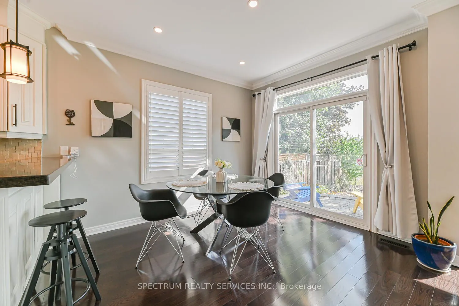 68 Robarts Drive