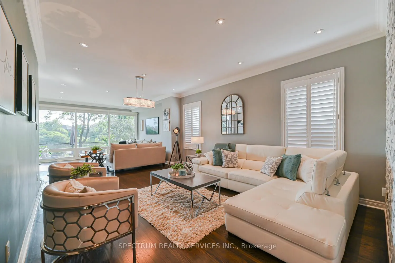 68 Robarts Drive