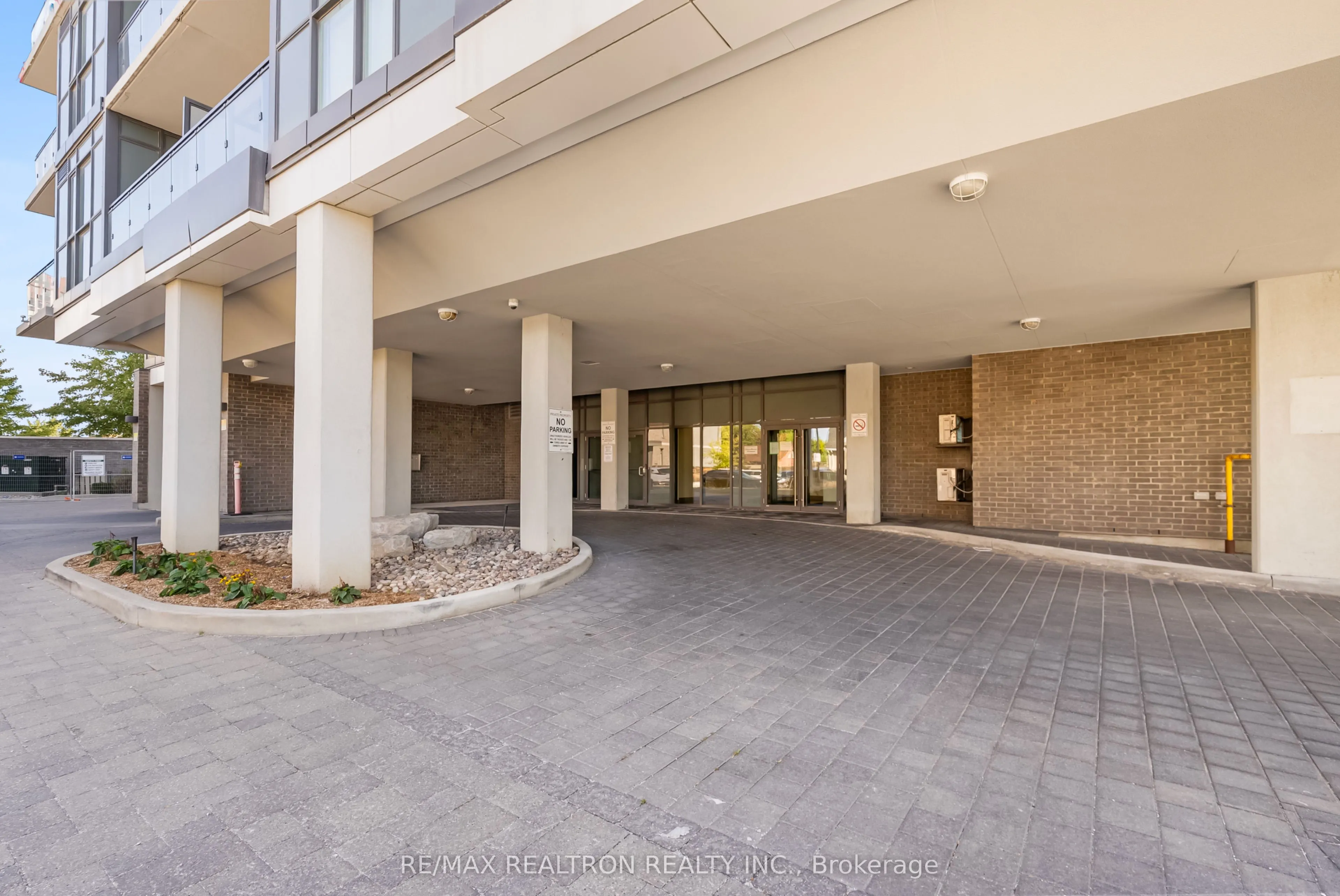 16 Mcadam Avenue, #310