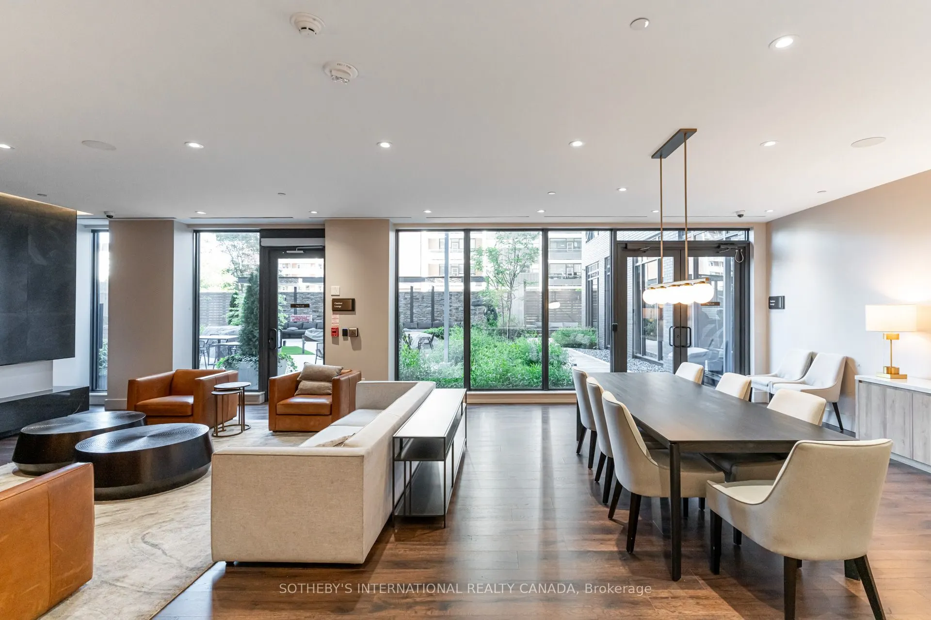 21 Park Street E, #707