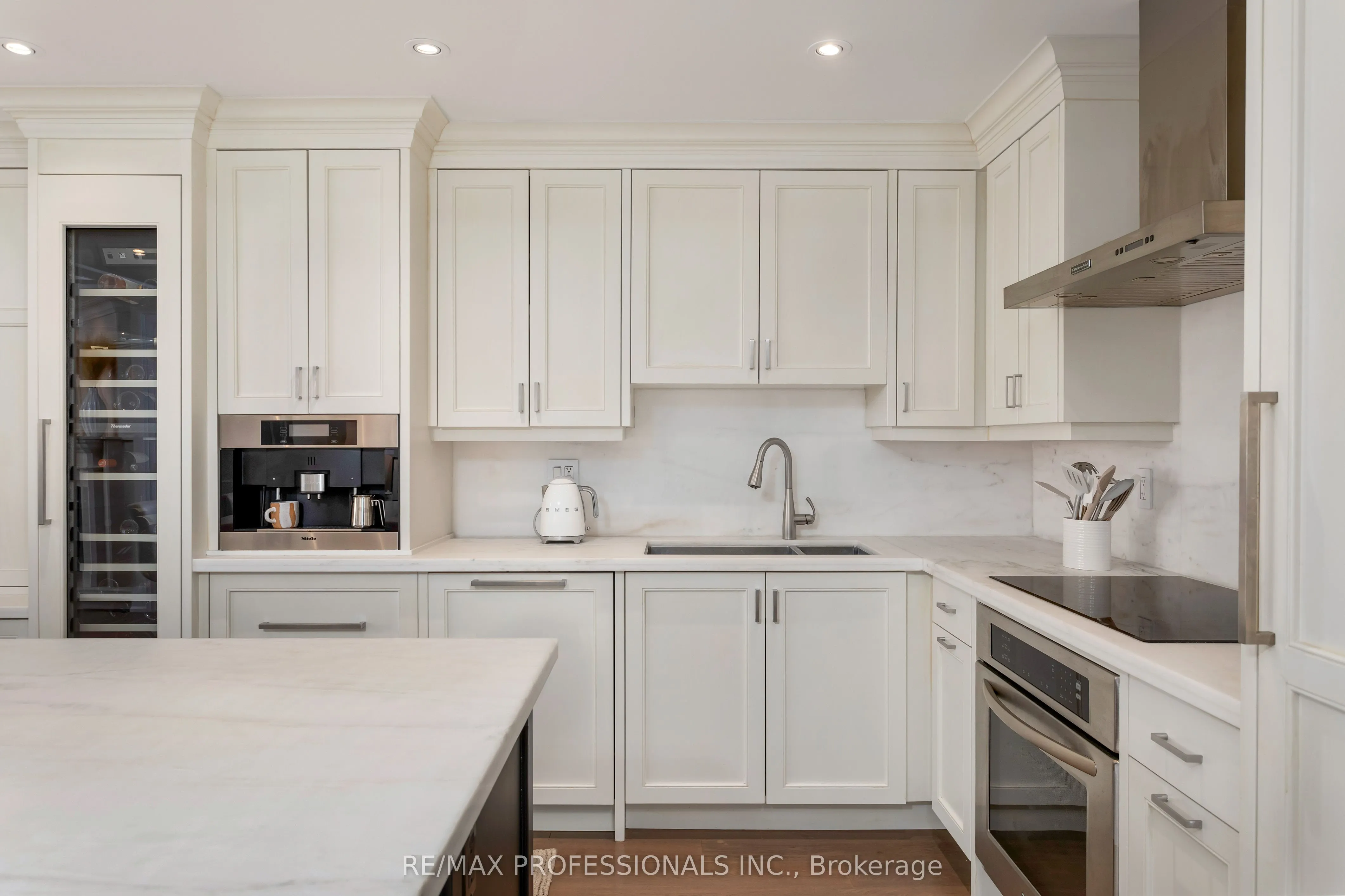 71 Old Mill Road, #304