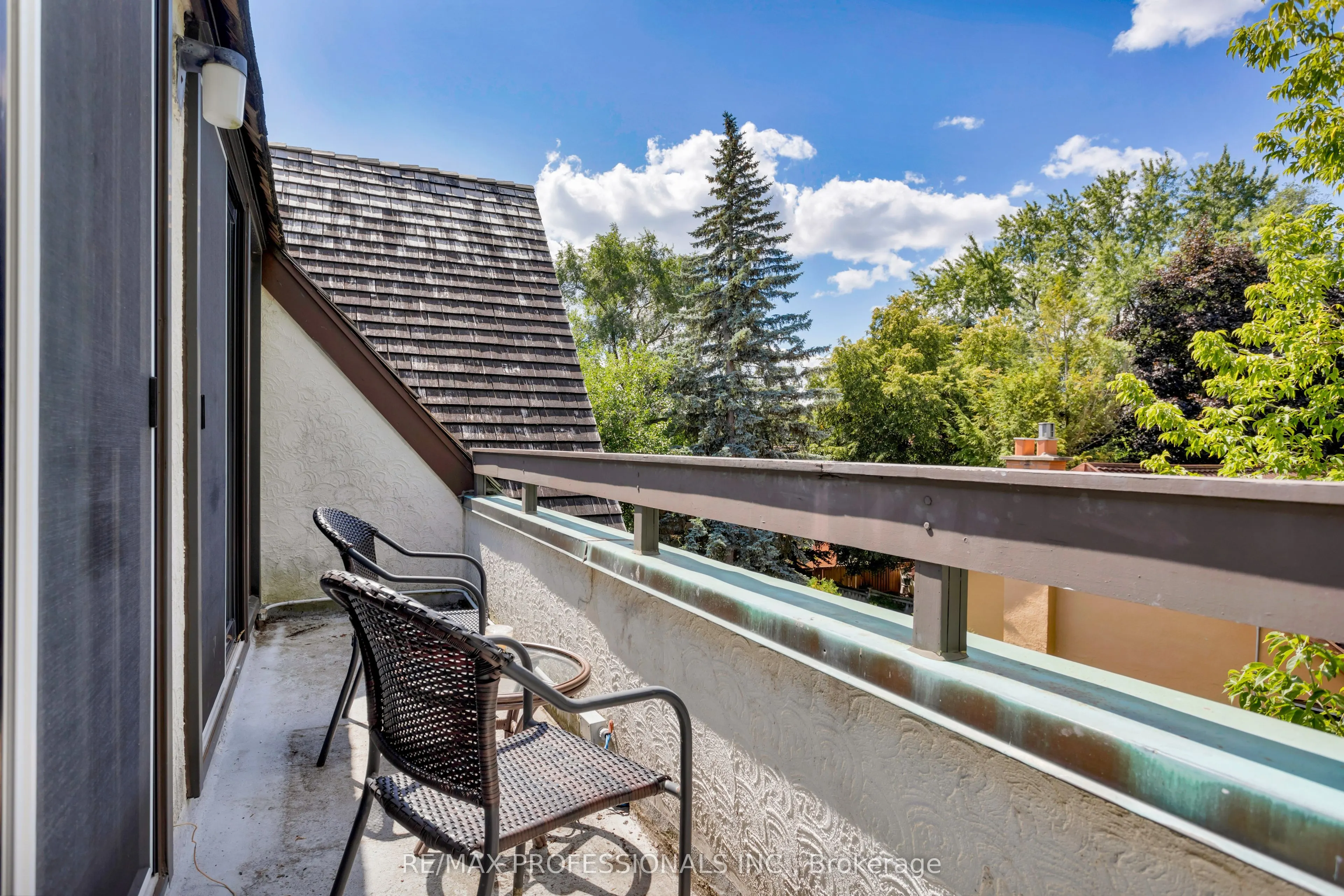 71 Old Mill Road, #304
