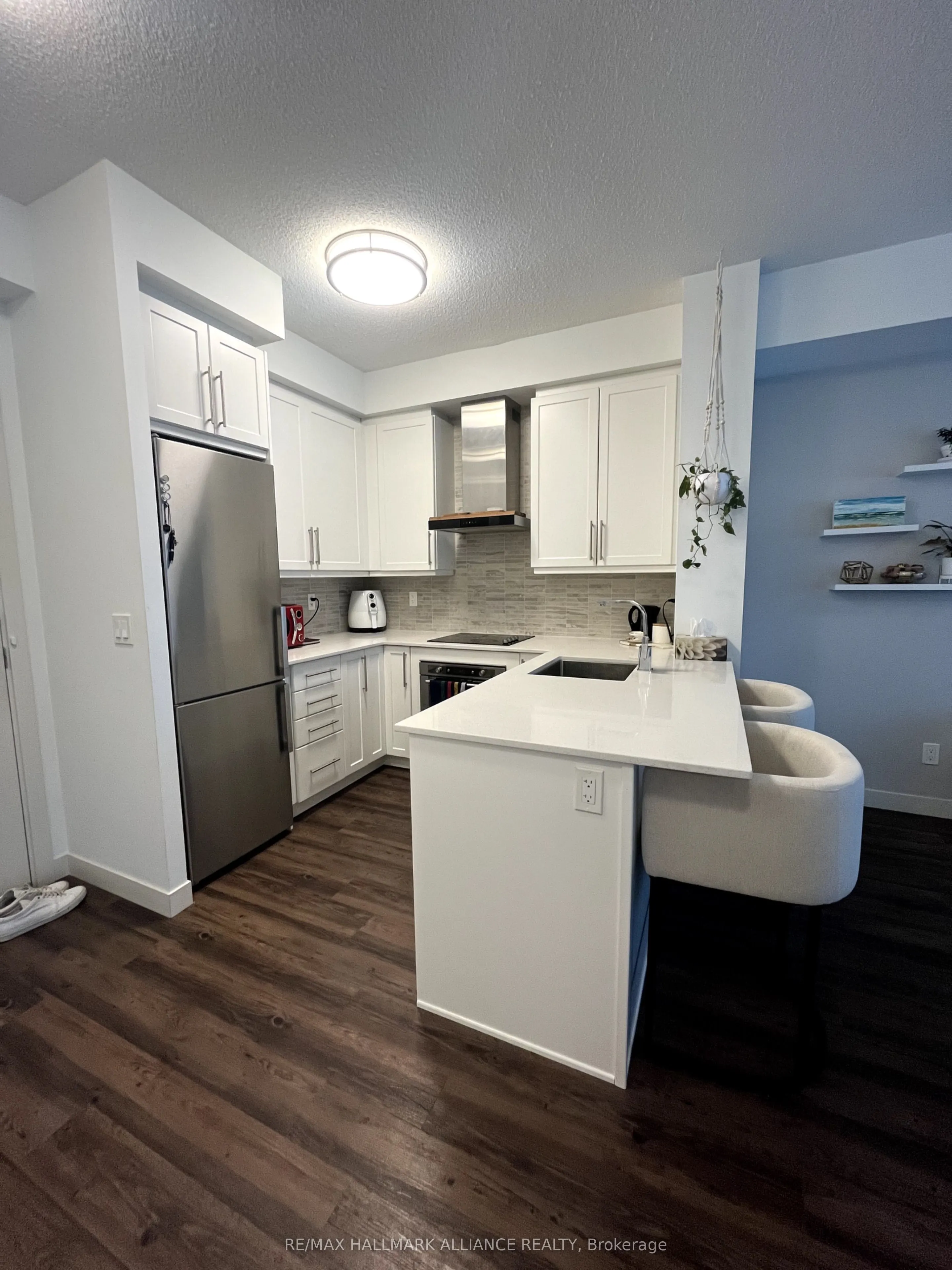 2093 Fairview Street, #1708