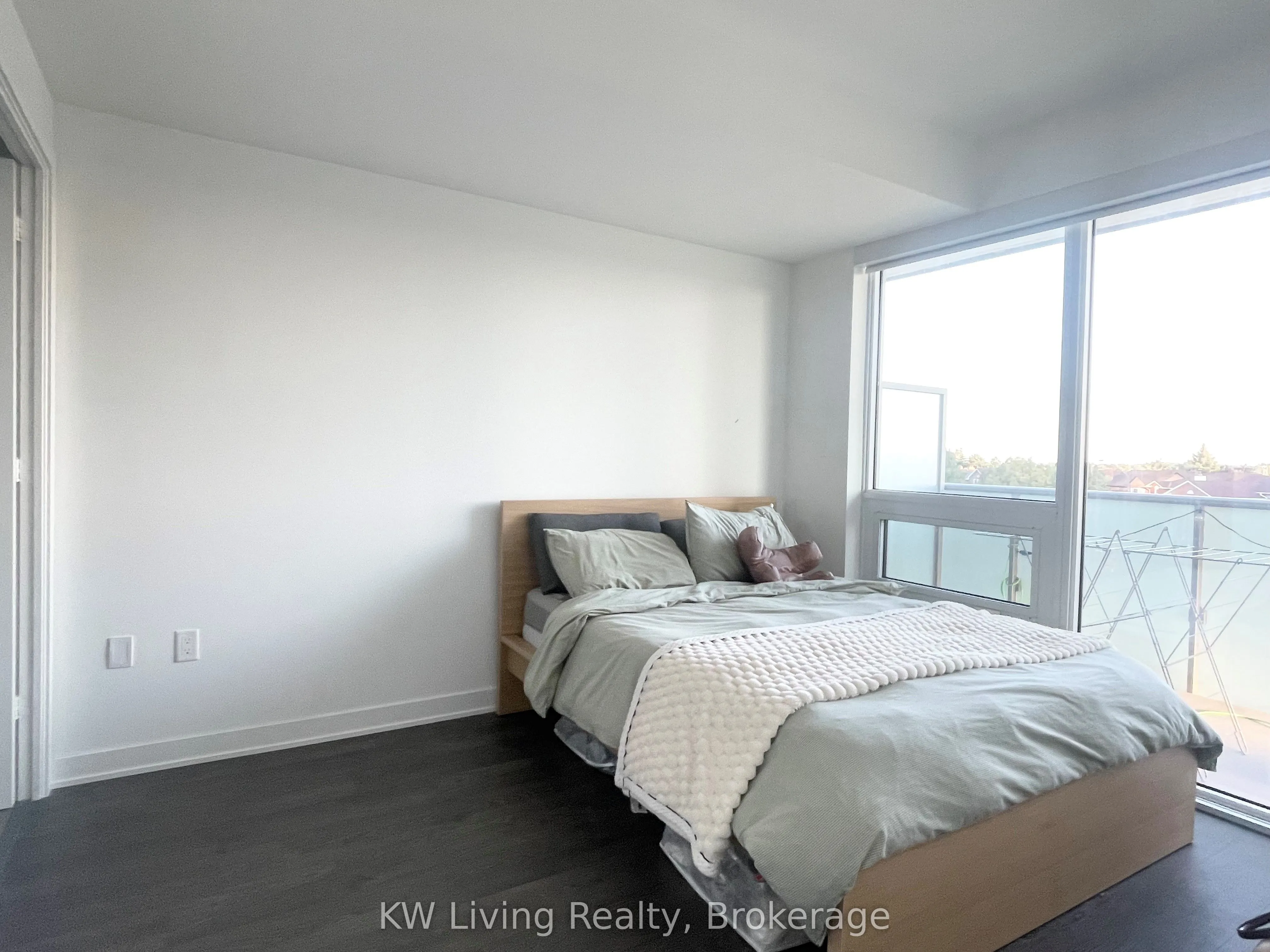 4655 Metcalfe Avenue, #308