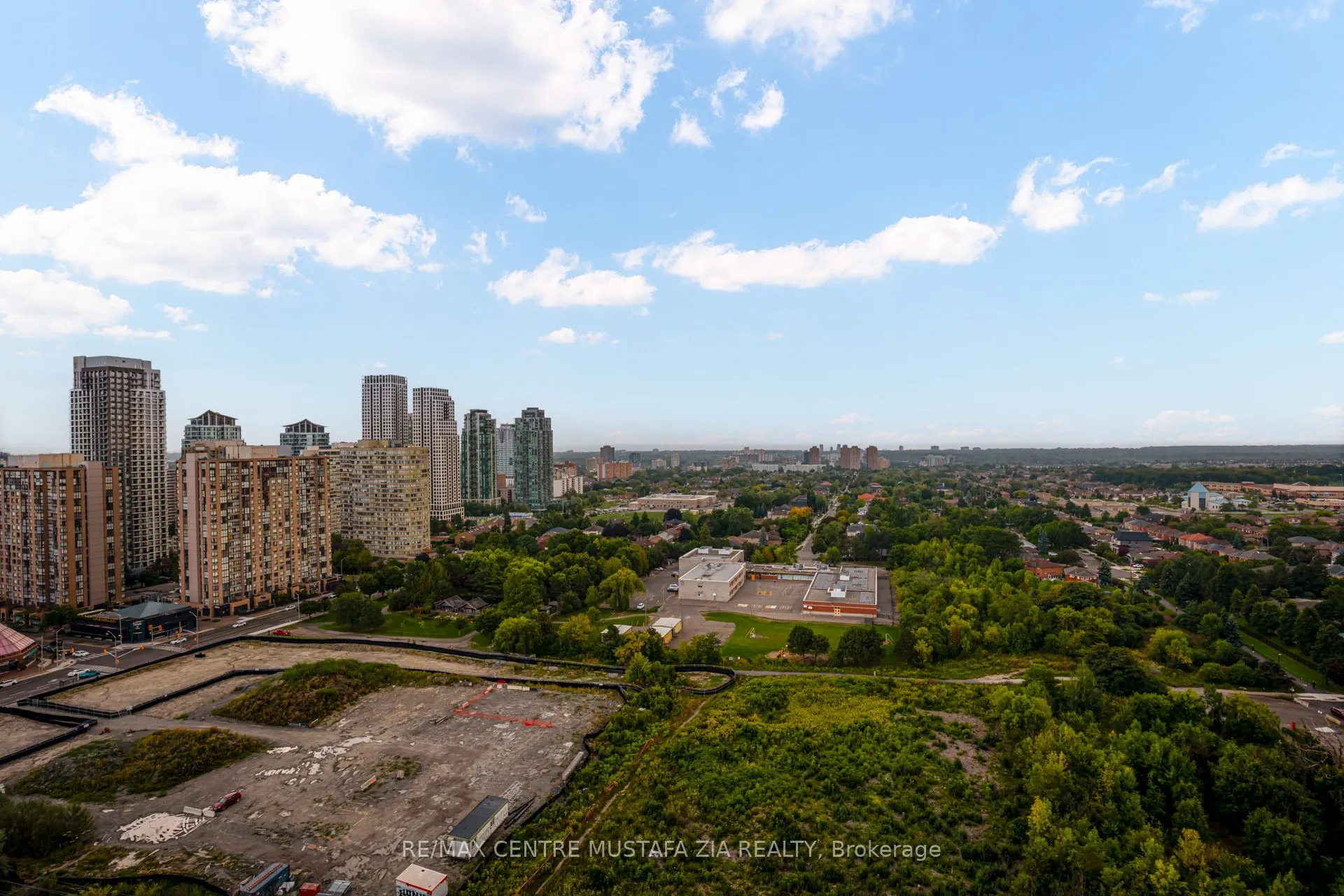 4015 The Exchange, #1903