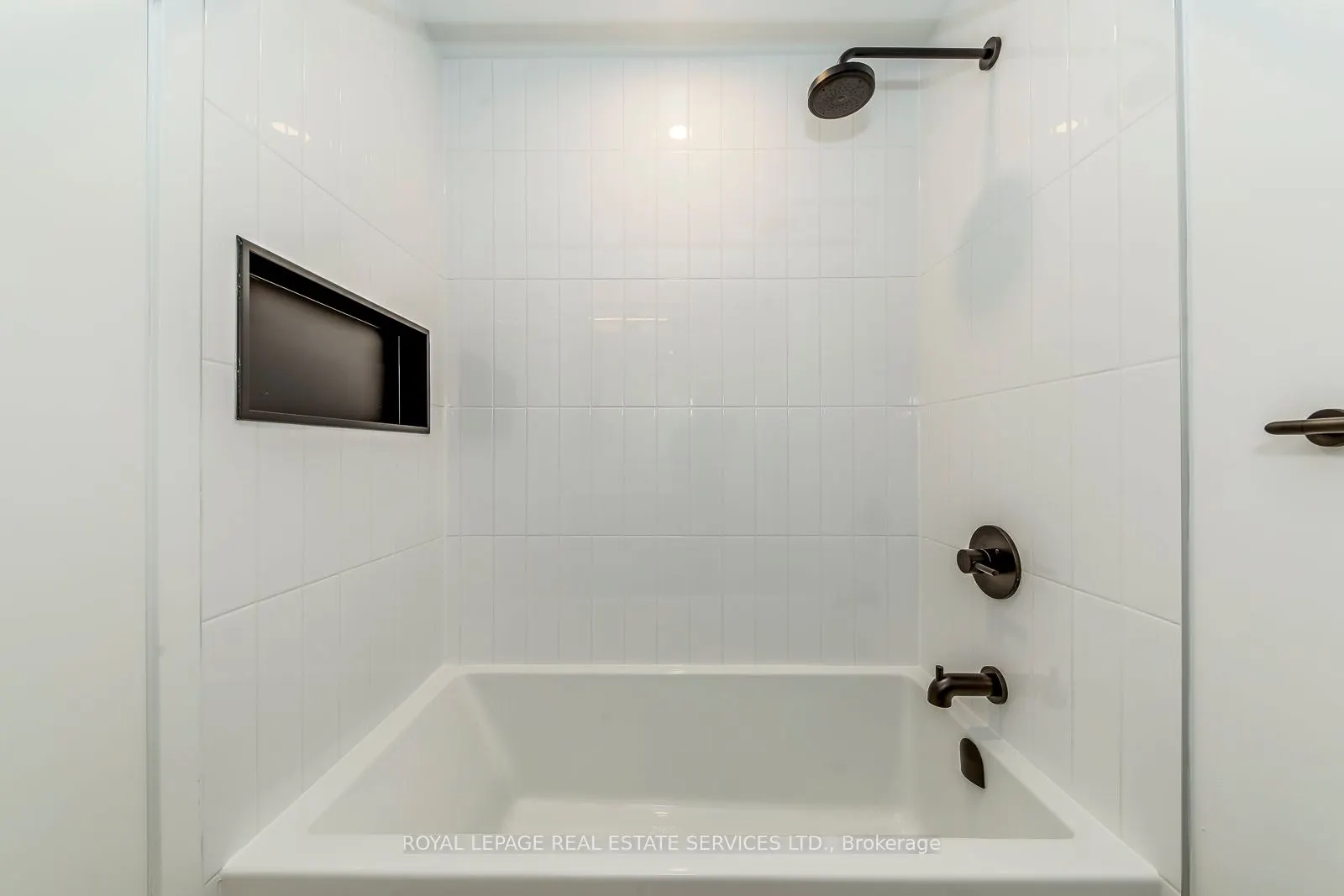2495 Eglinton Avenue W, #314