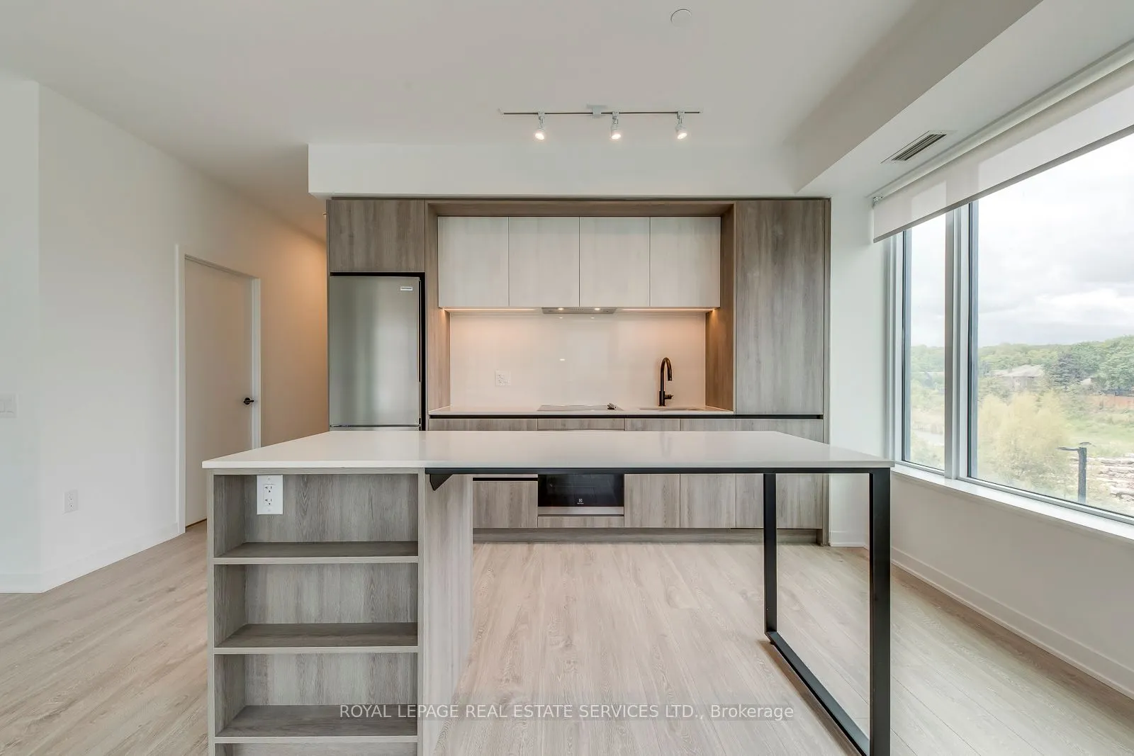 2495 Eglinton Avenue W, #314