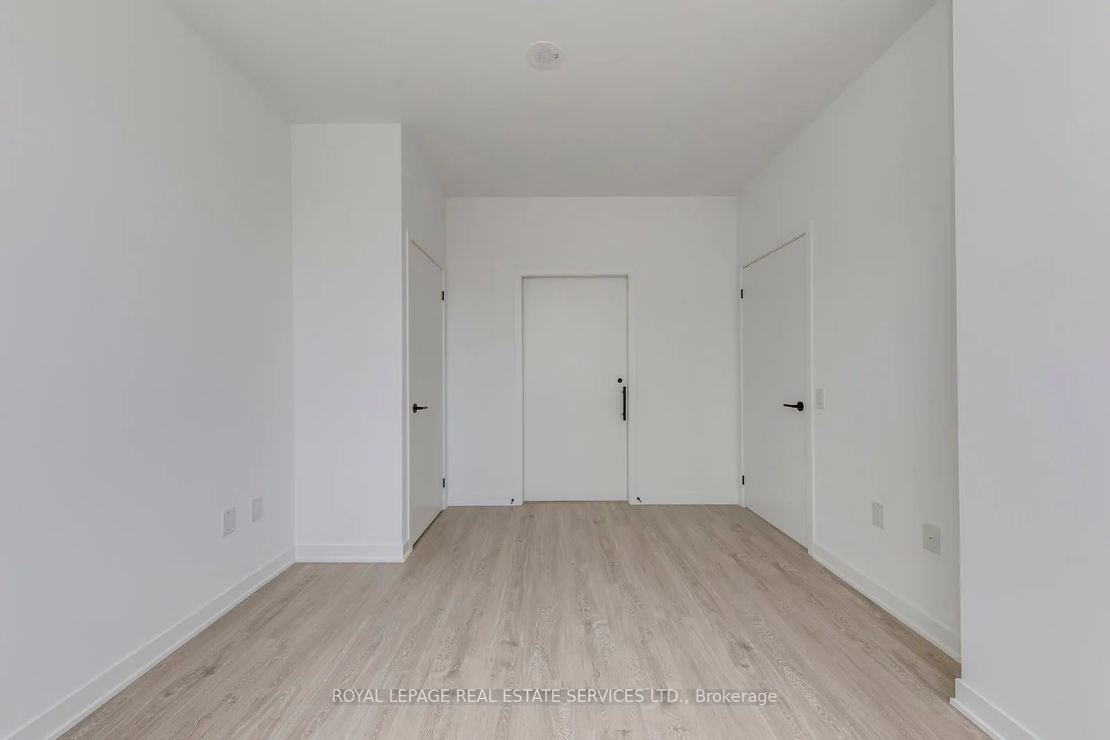 2495 Eglinton Avenue W, #314