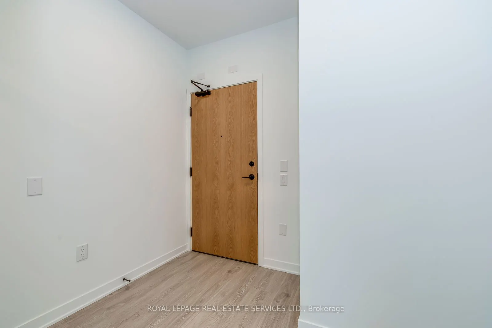 2495 Eglinton Avenue W, #314