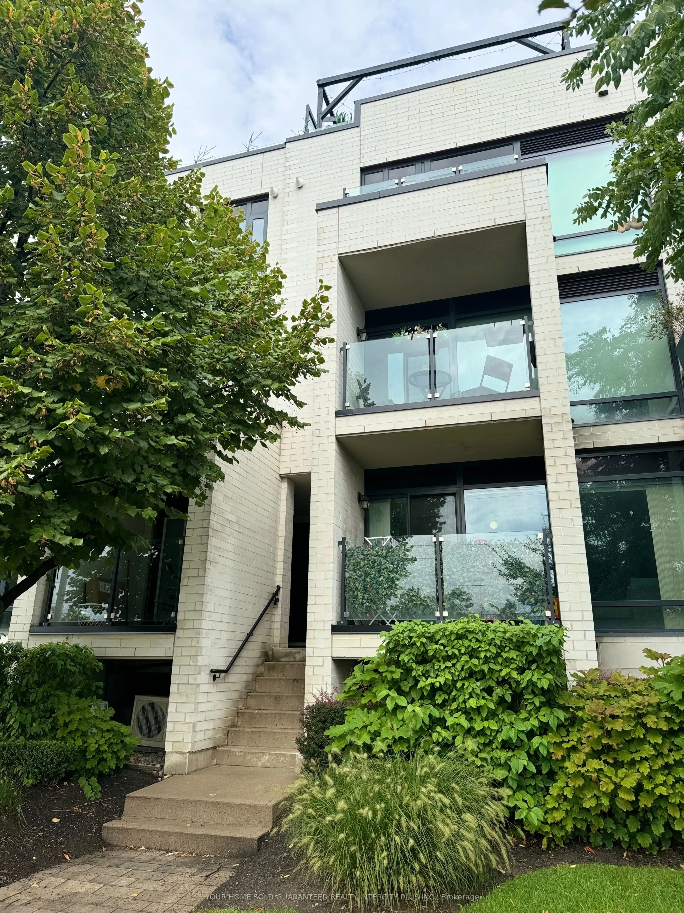 142 Widdicombe Hill Boulevard, #505