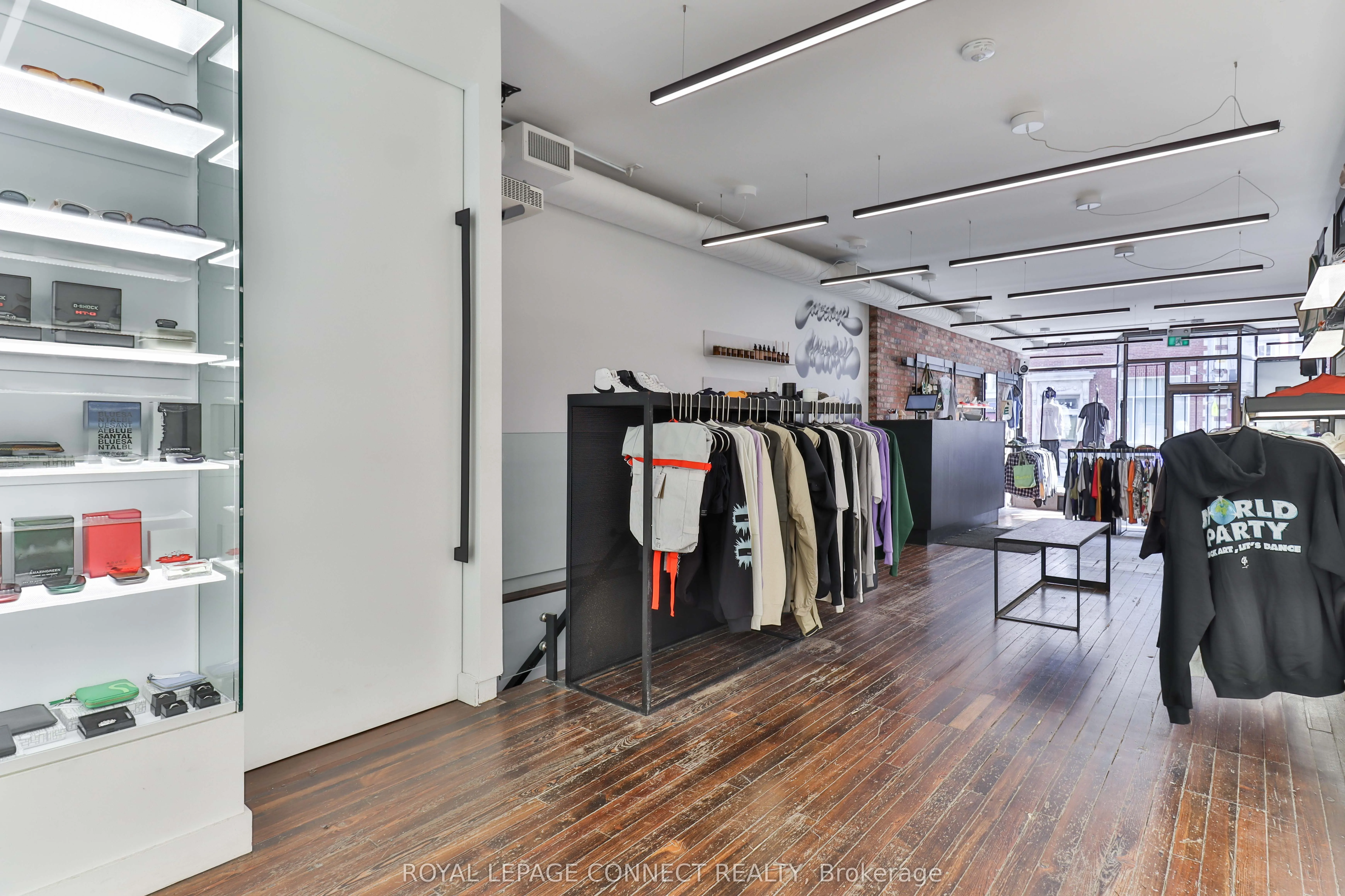 406 Roncesvalles Avenue, #Main