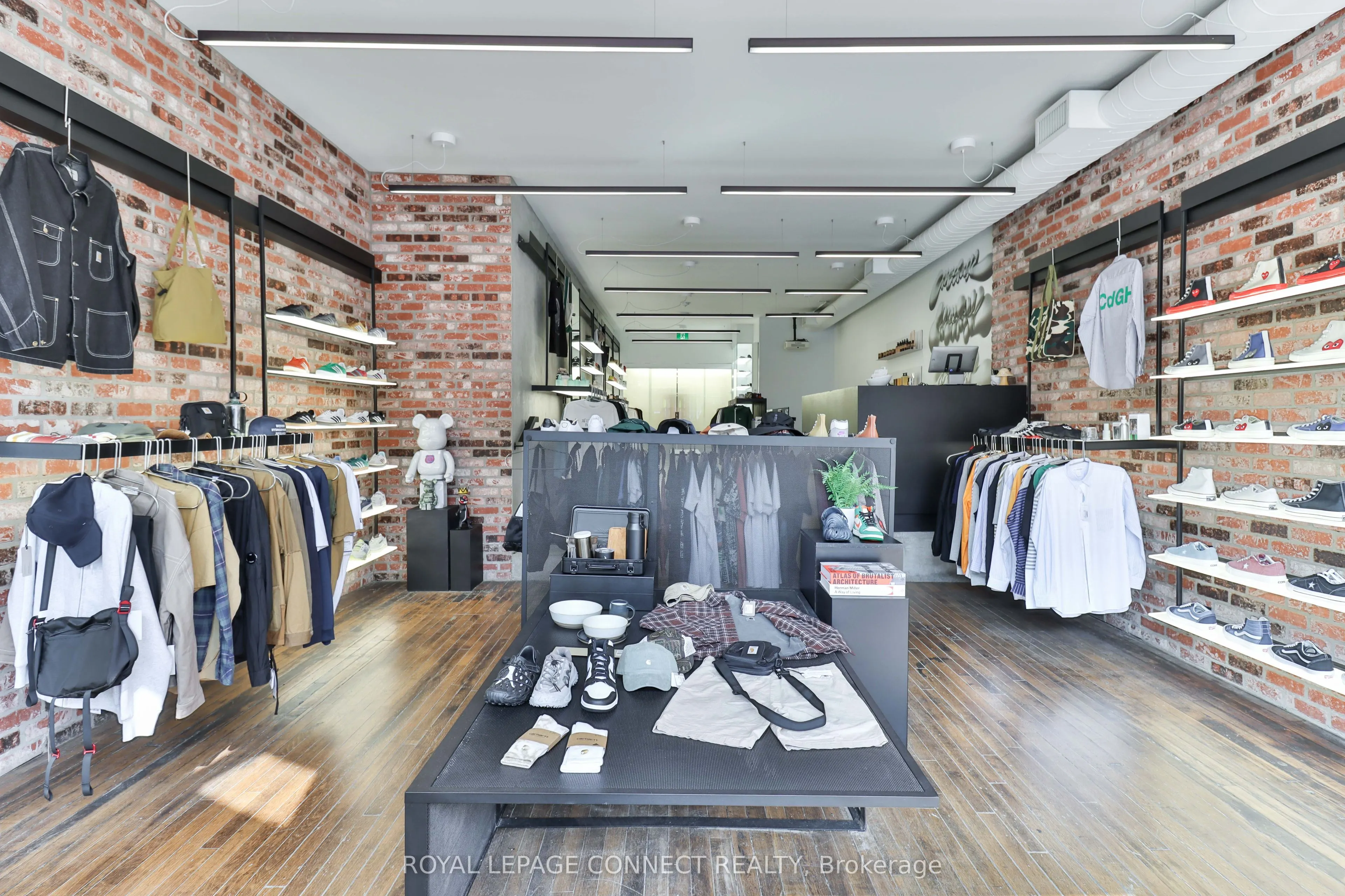 406 Roncesvalles Avenue, #Main