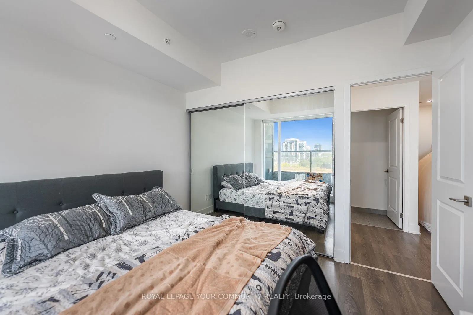 297 Oak Walk Drive, #604