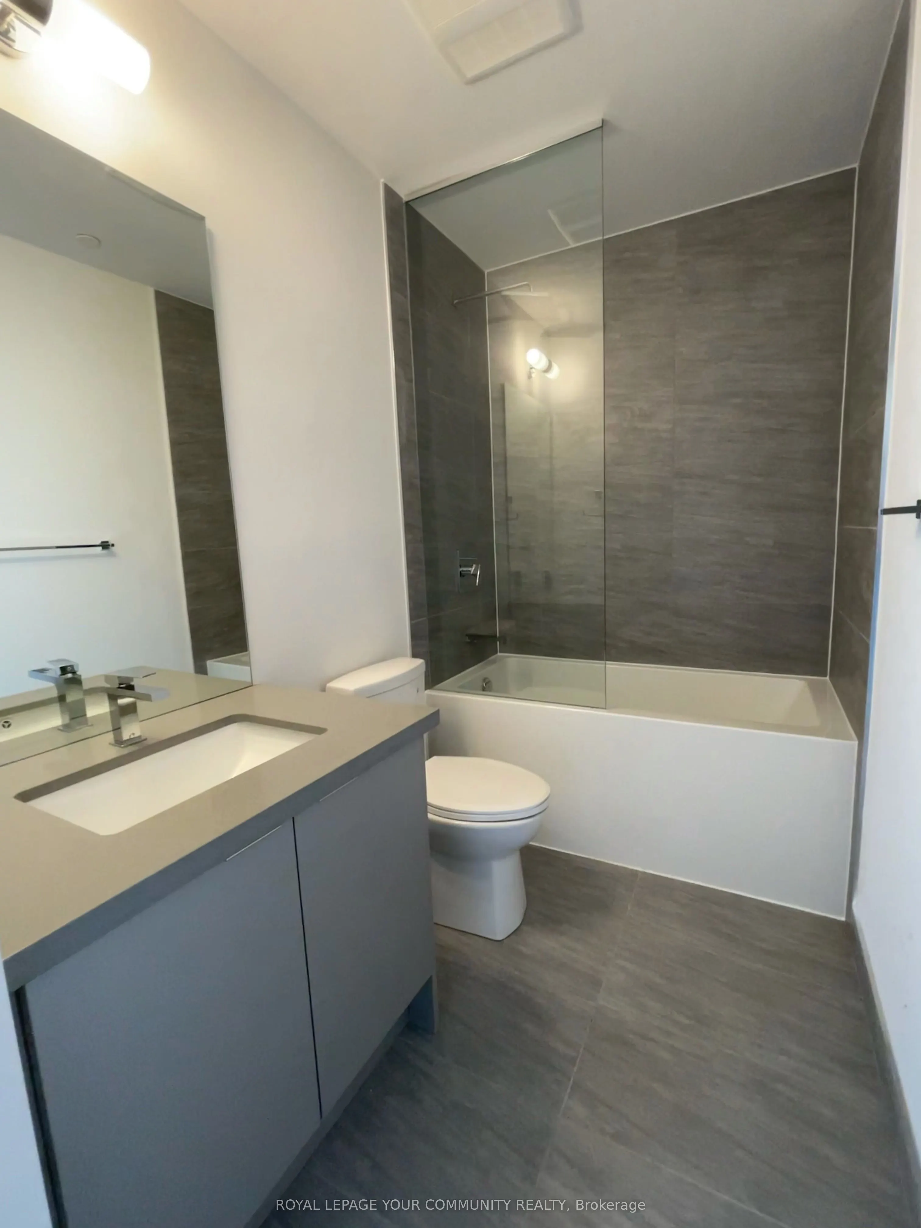 297 Oak Walk Drive, #604