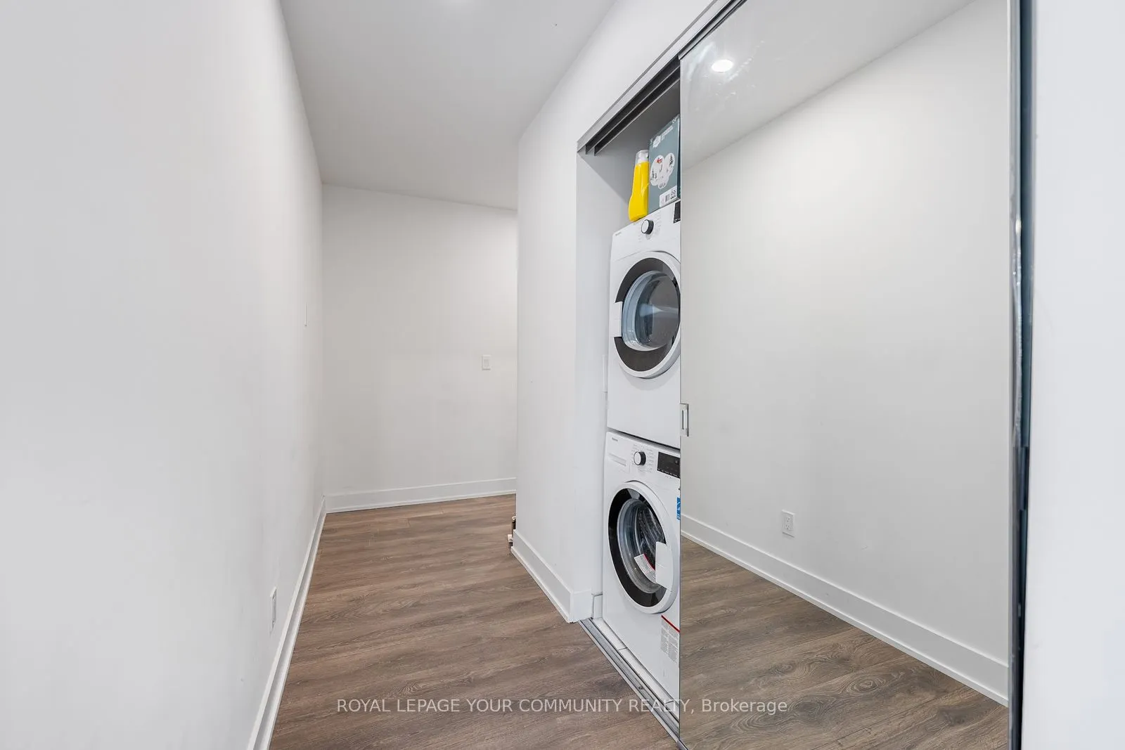 297 Oak Walk Drive, #604