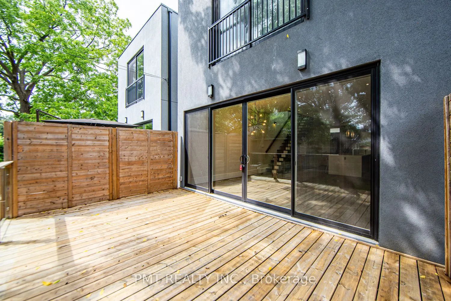 435 Valermo Drive