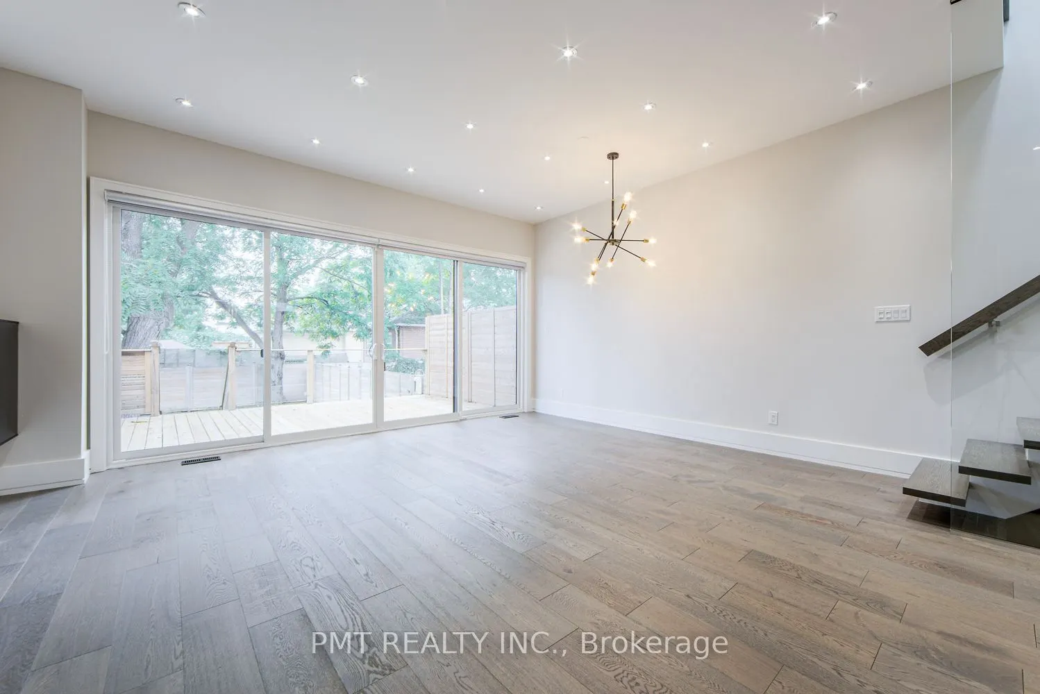 435 Valermo Drive