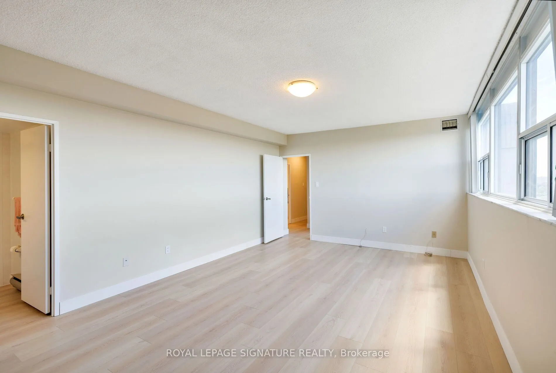 2130 Weston Road, #PH5