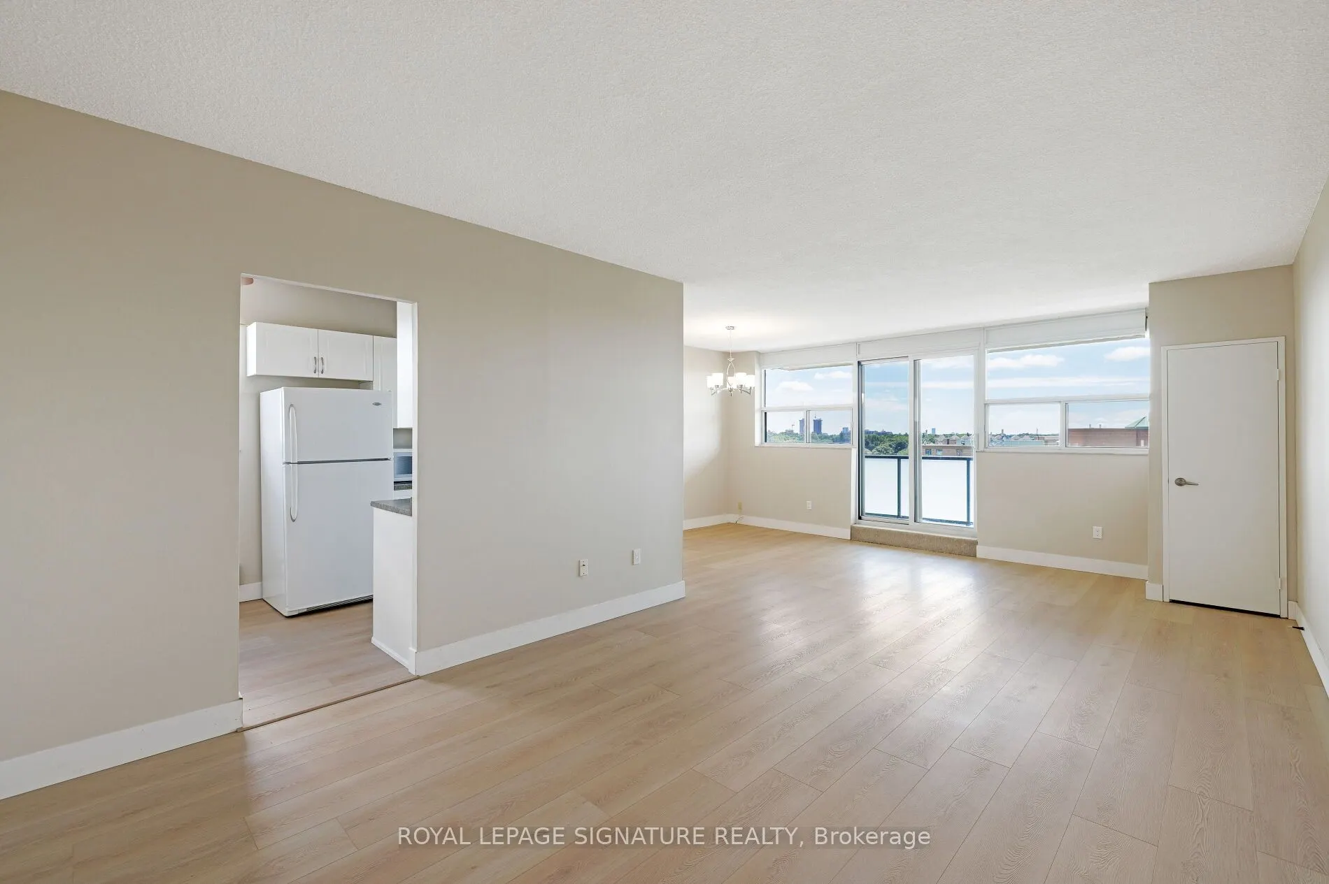 2130 Weston Road, #PH5