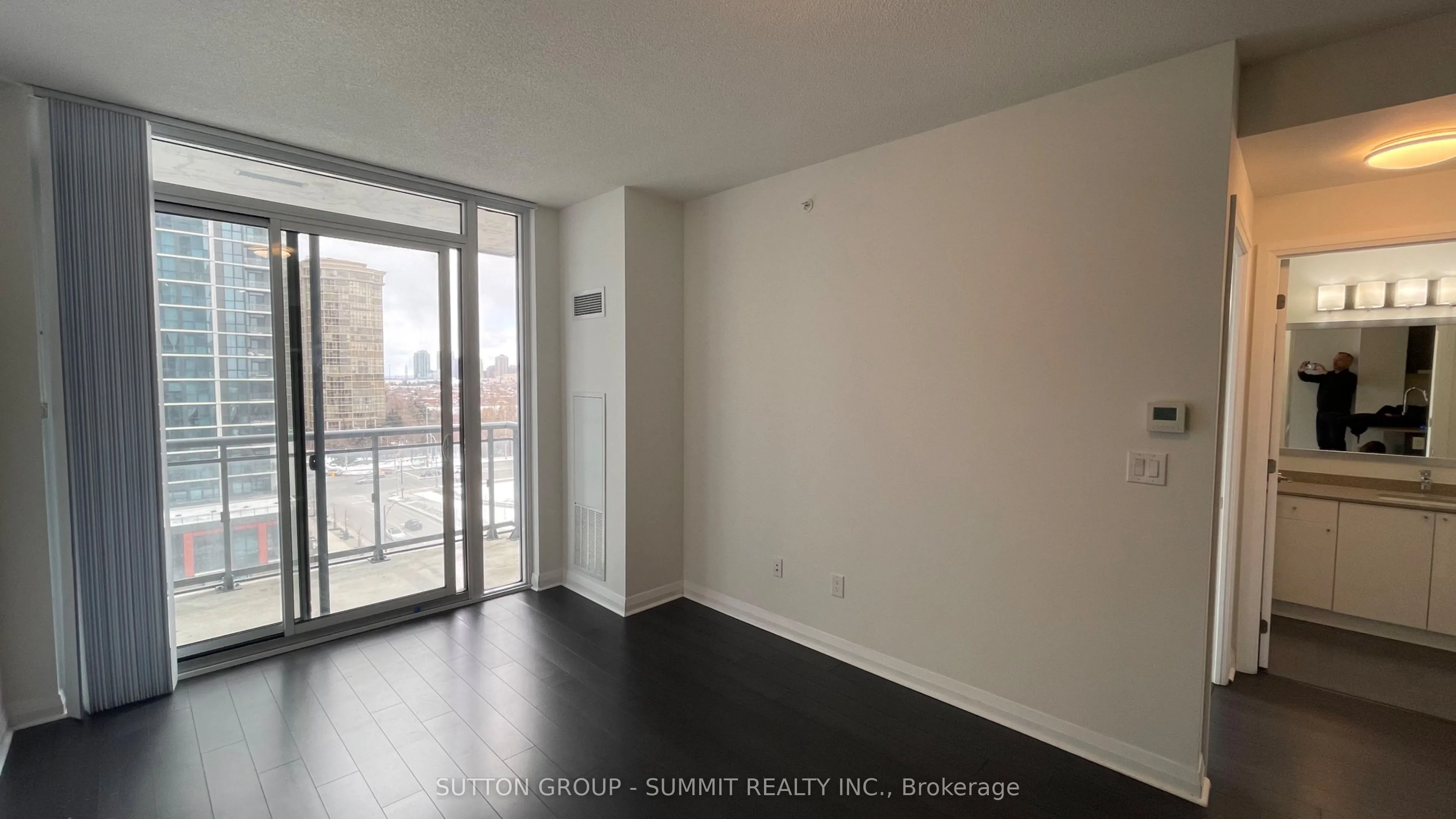 5033 Four Springs Avenue, #811