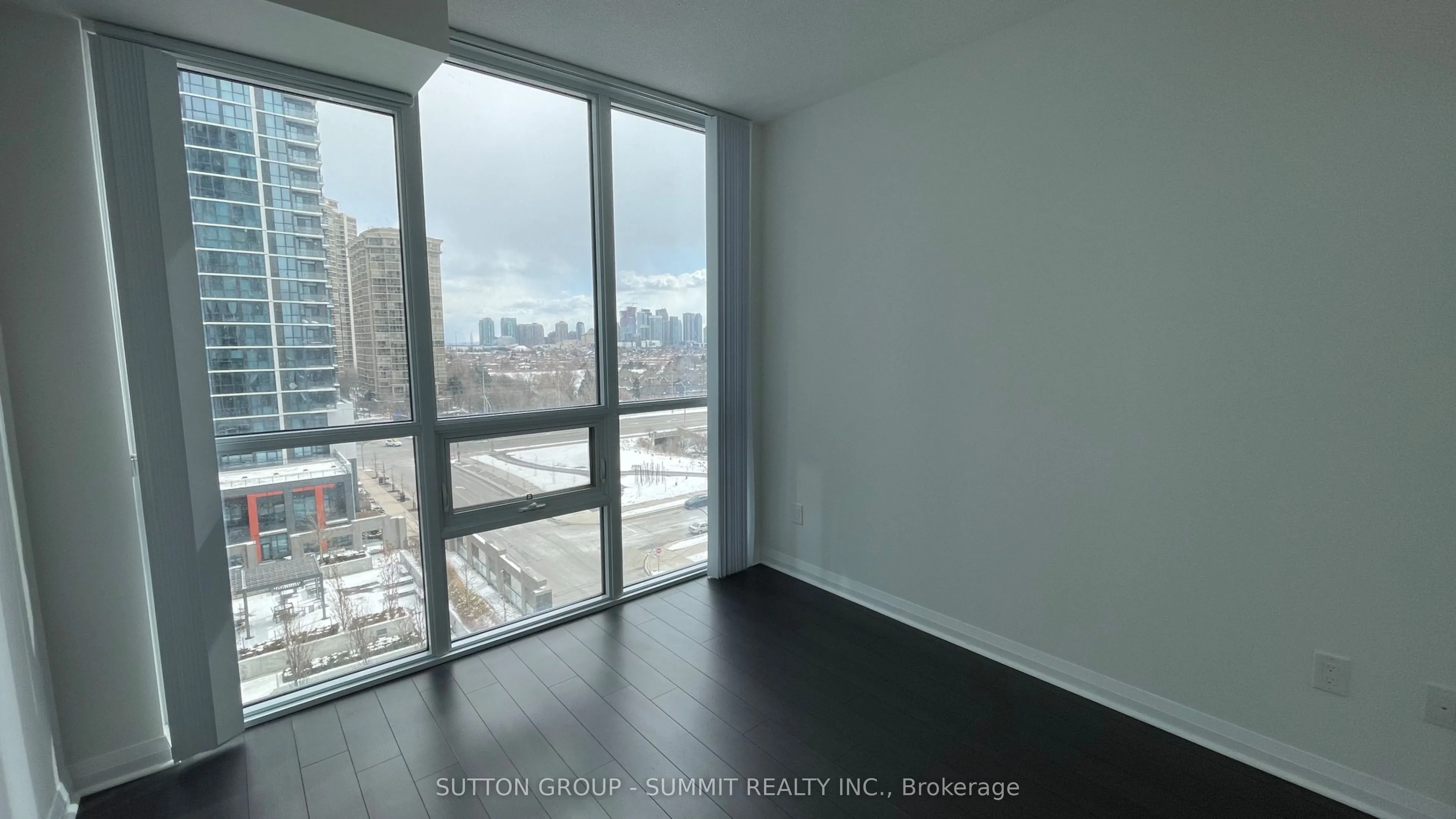 5033 Four Springs Avenue, #811