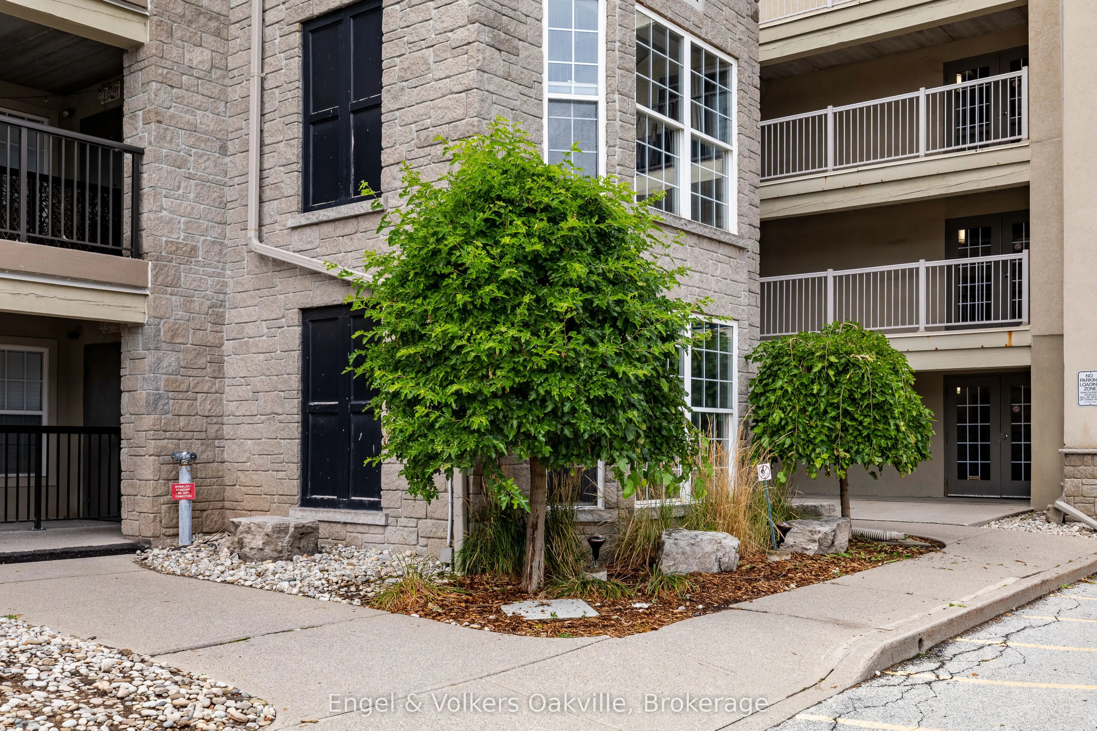 1451 Walker's Line, #411