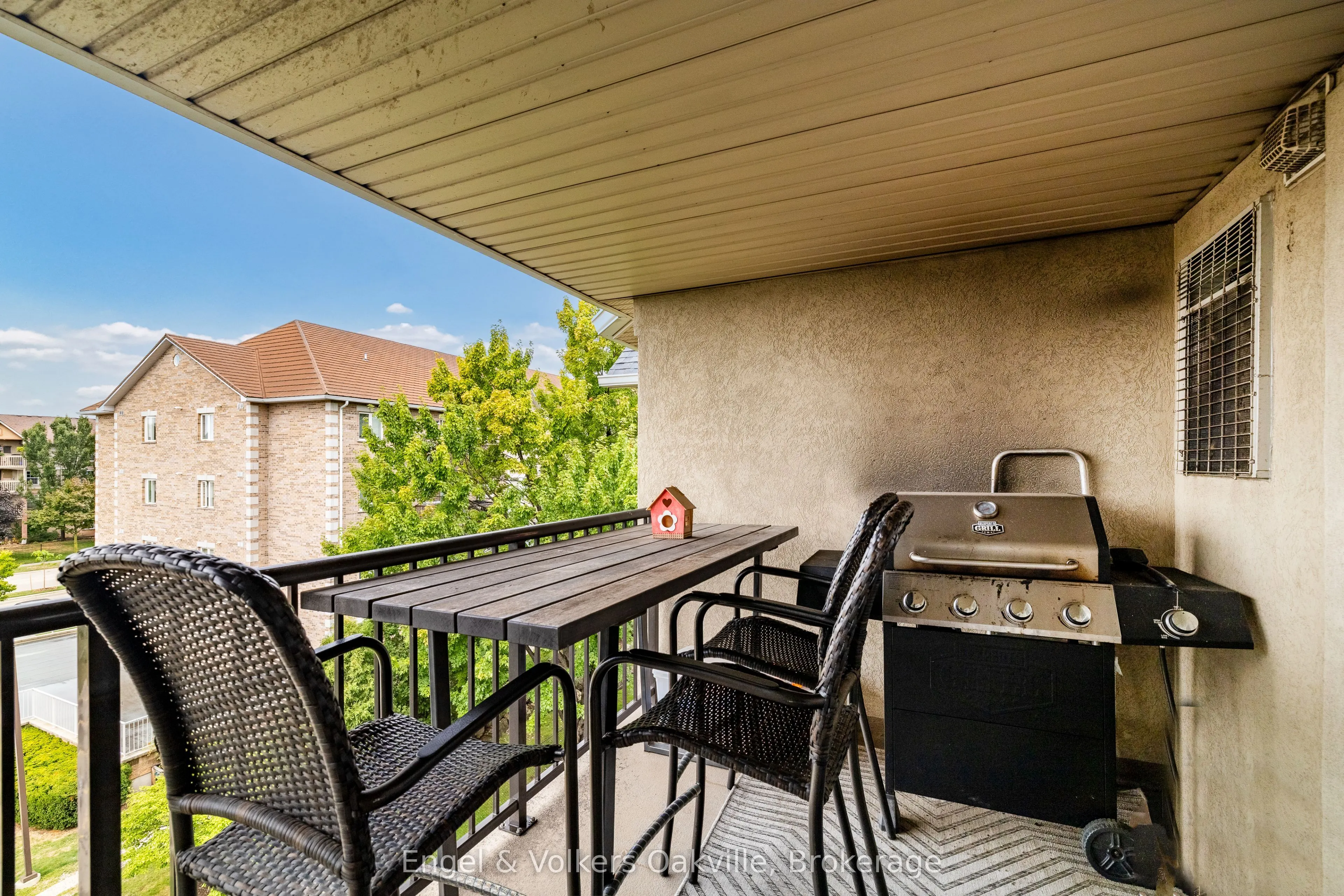 1451 Walker's Line, #411