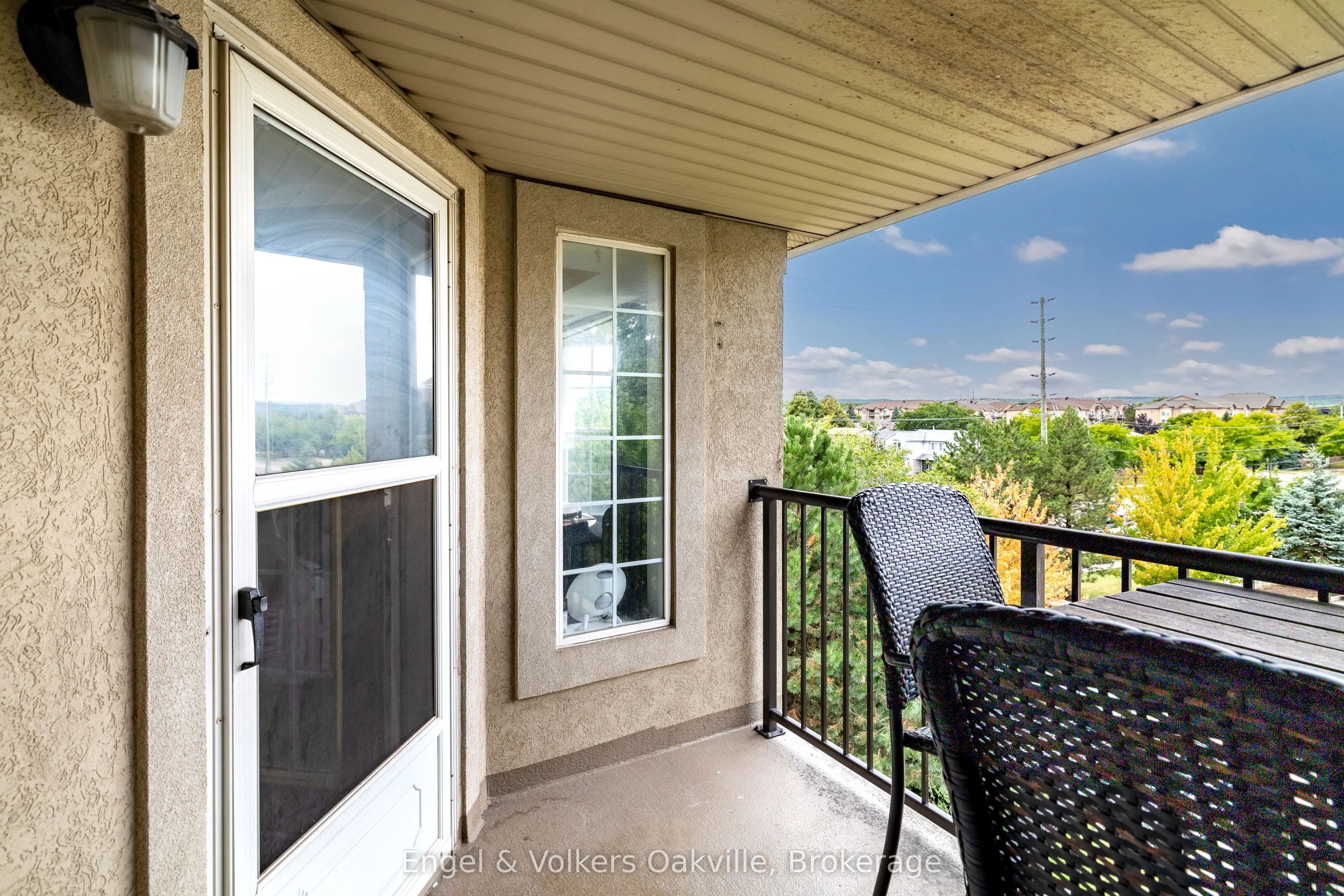 1451 Walker's Line, #411