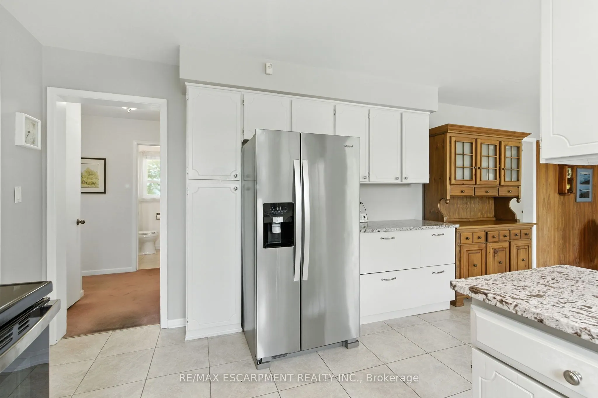 1401 Captain Court