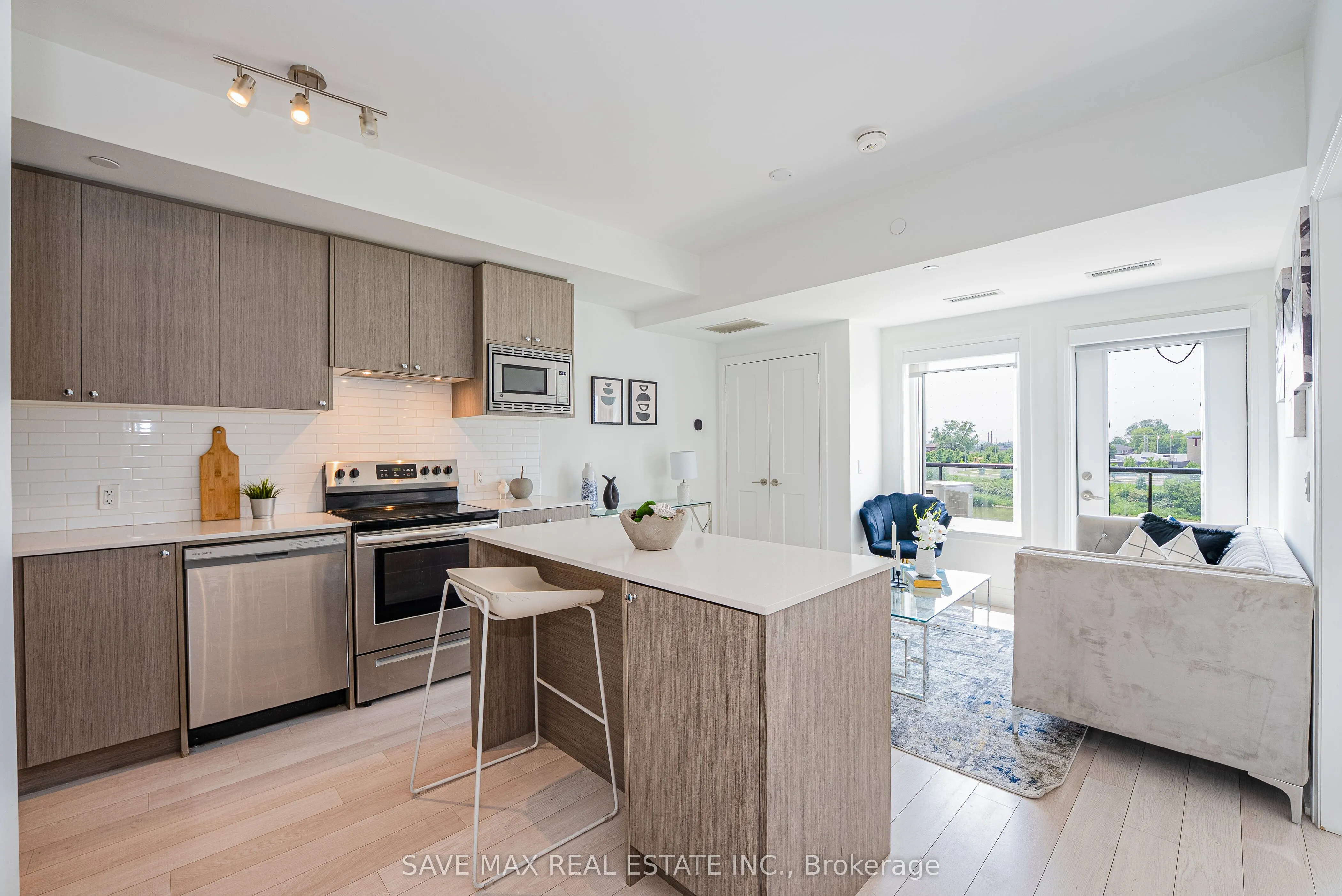 155 Downsview Park Boulevard, #215