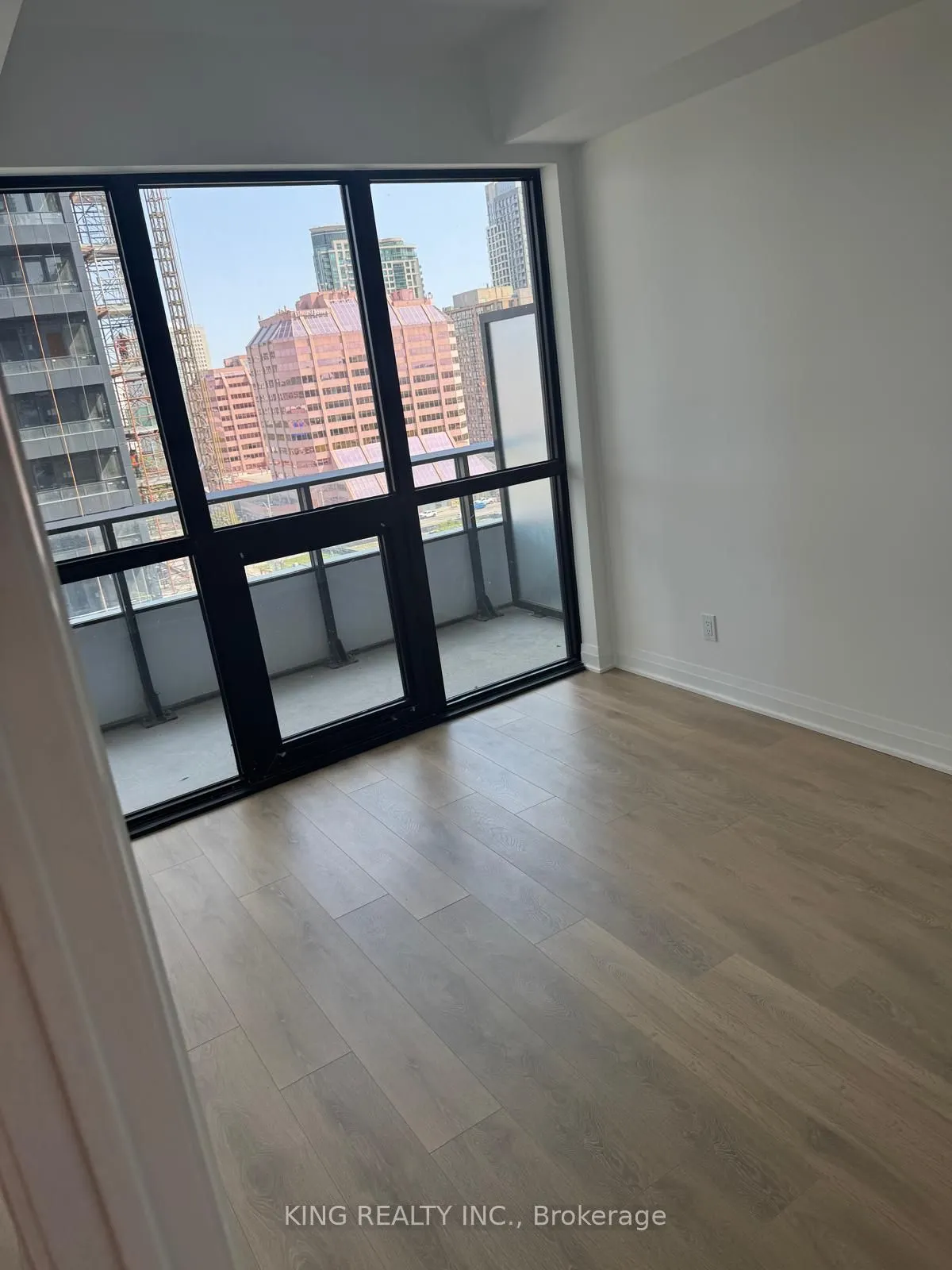 4015 The Exchange Street, #1001
