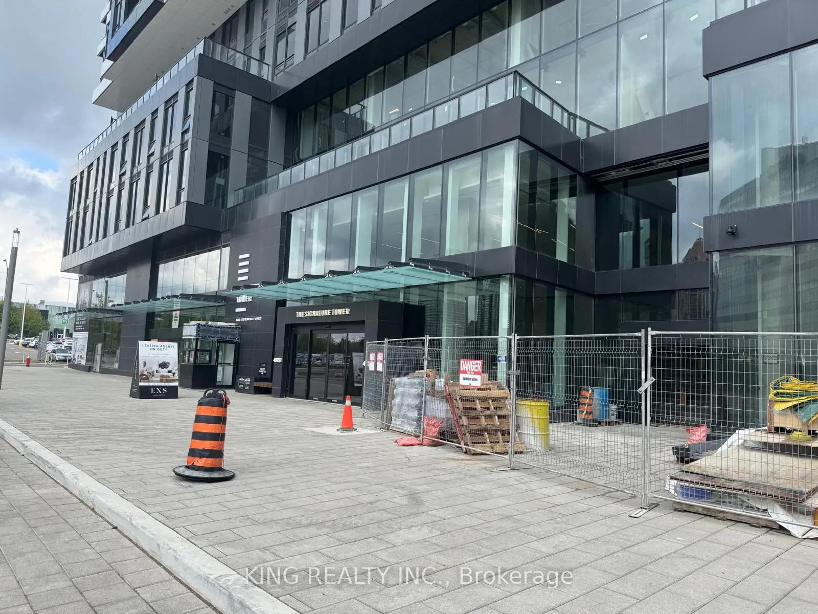 4015 The Exchange Street, #1001