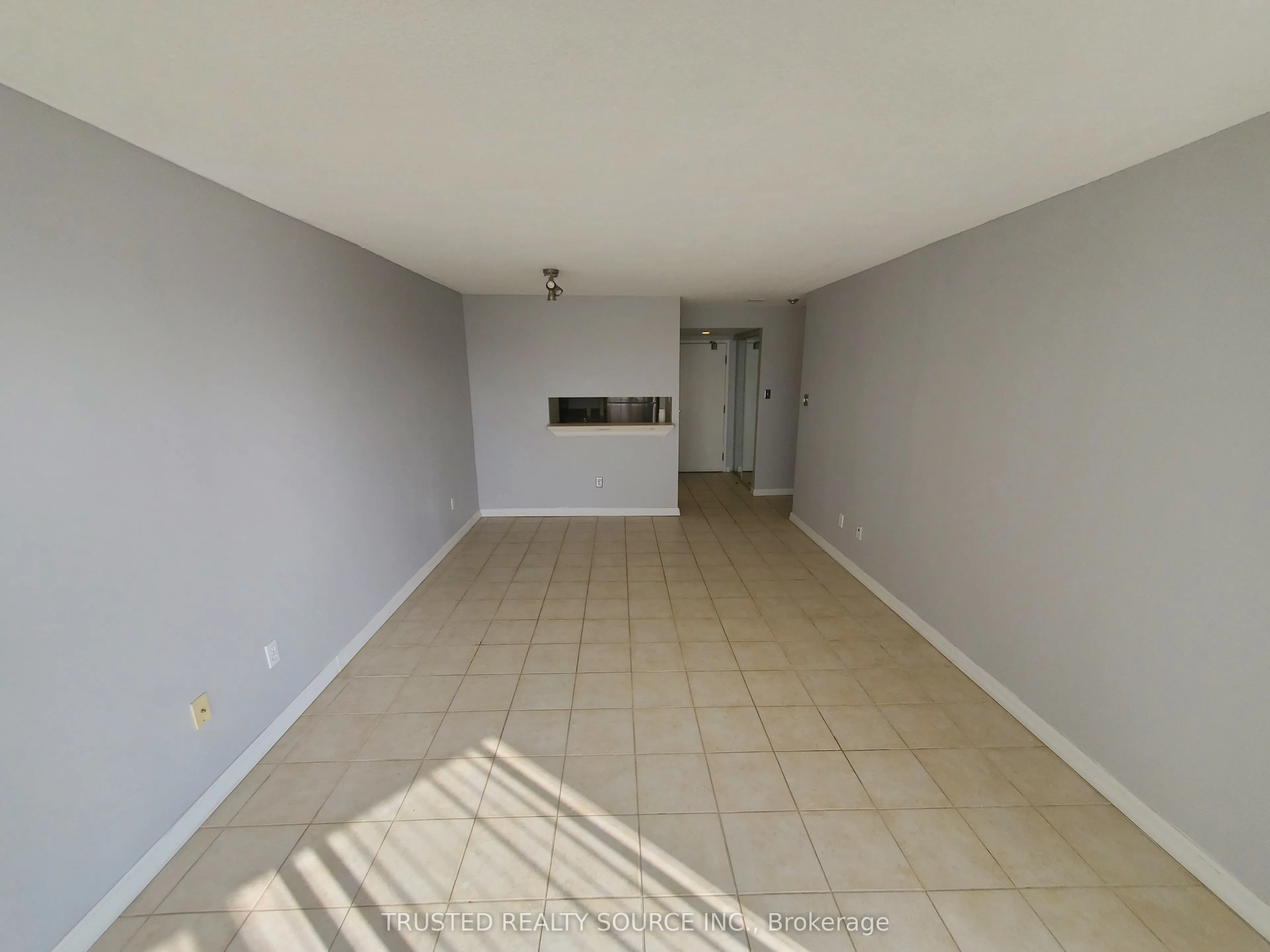 2091 Hurontario Street, #904
