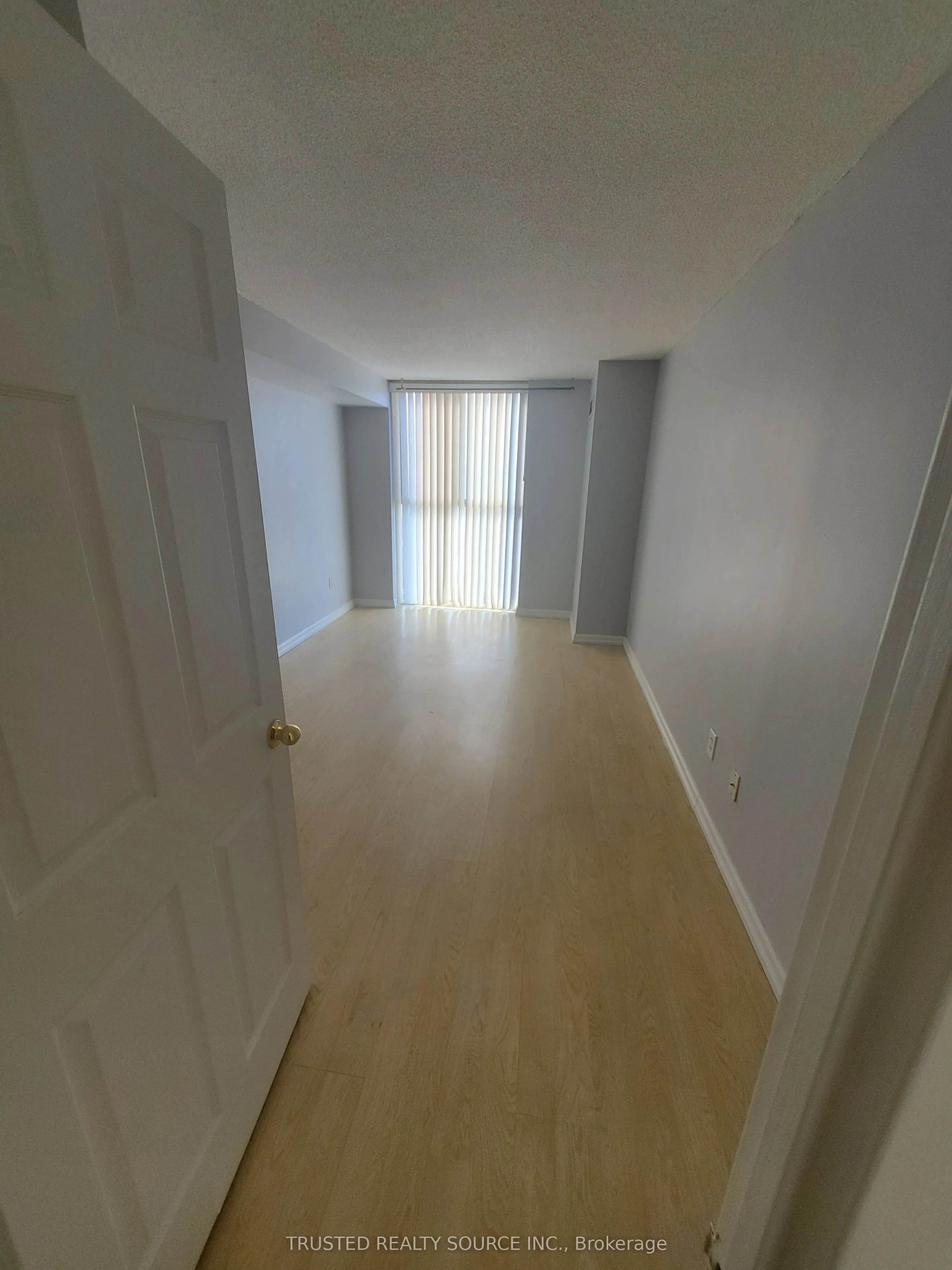 2091 Hurontario Street, #904