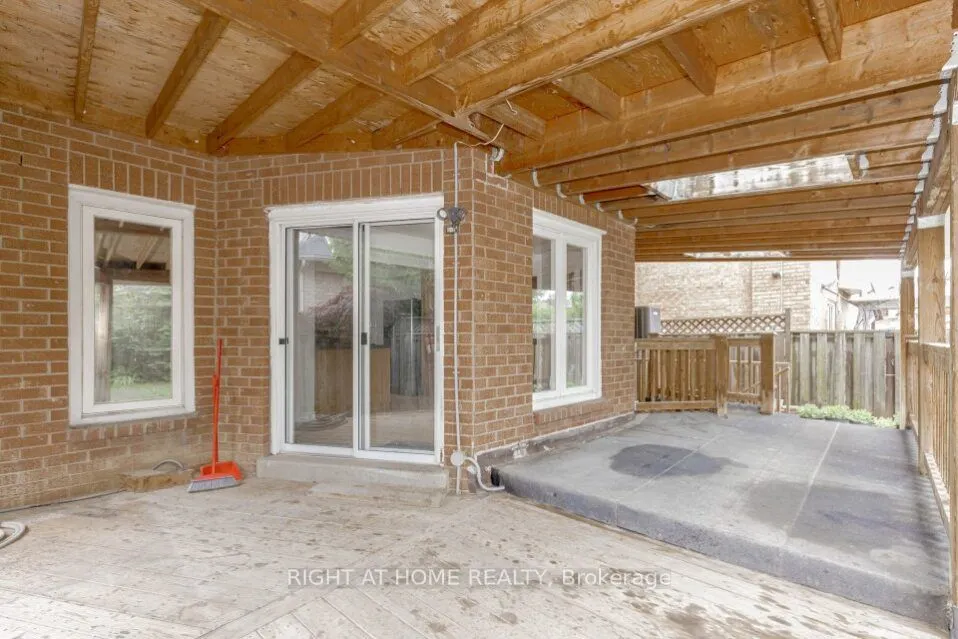 5118 Cree Lane