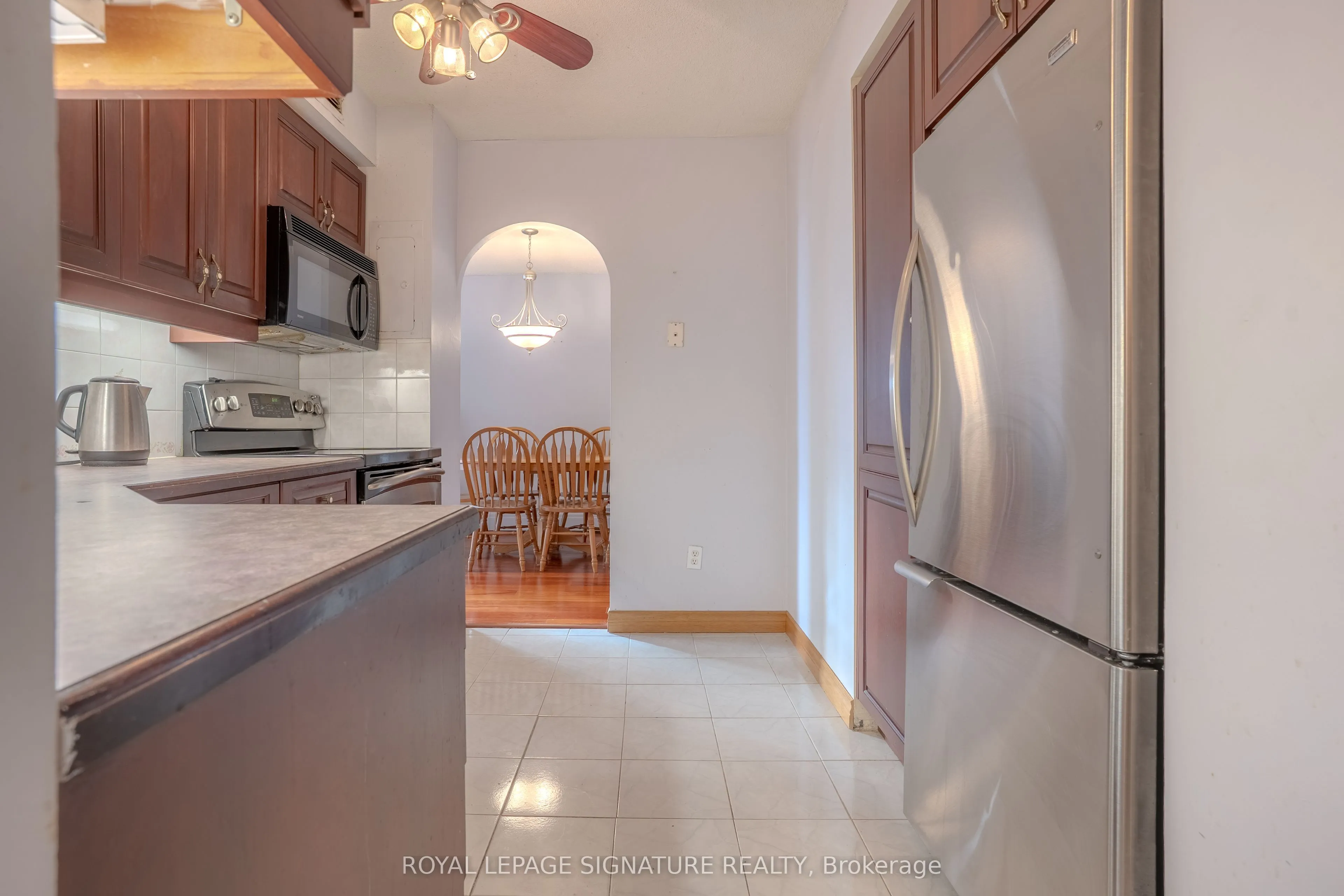 975 Warwick Court, #1608