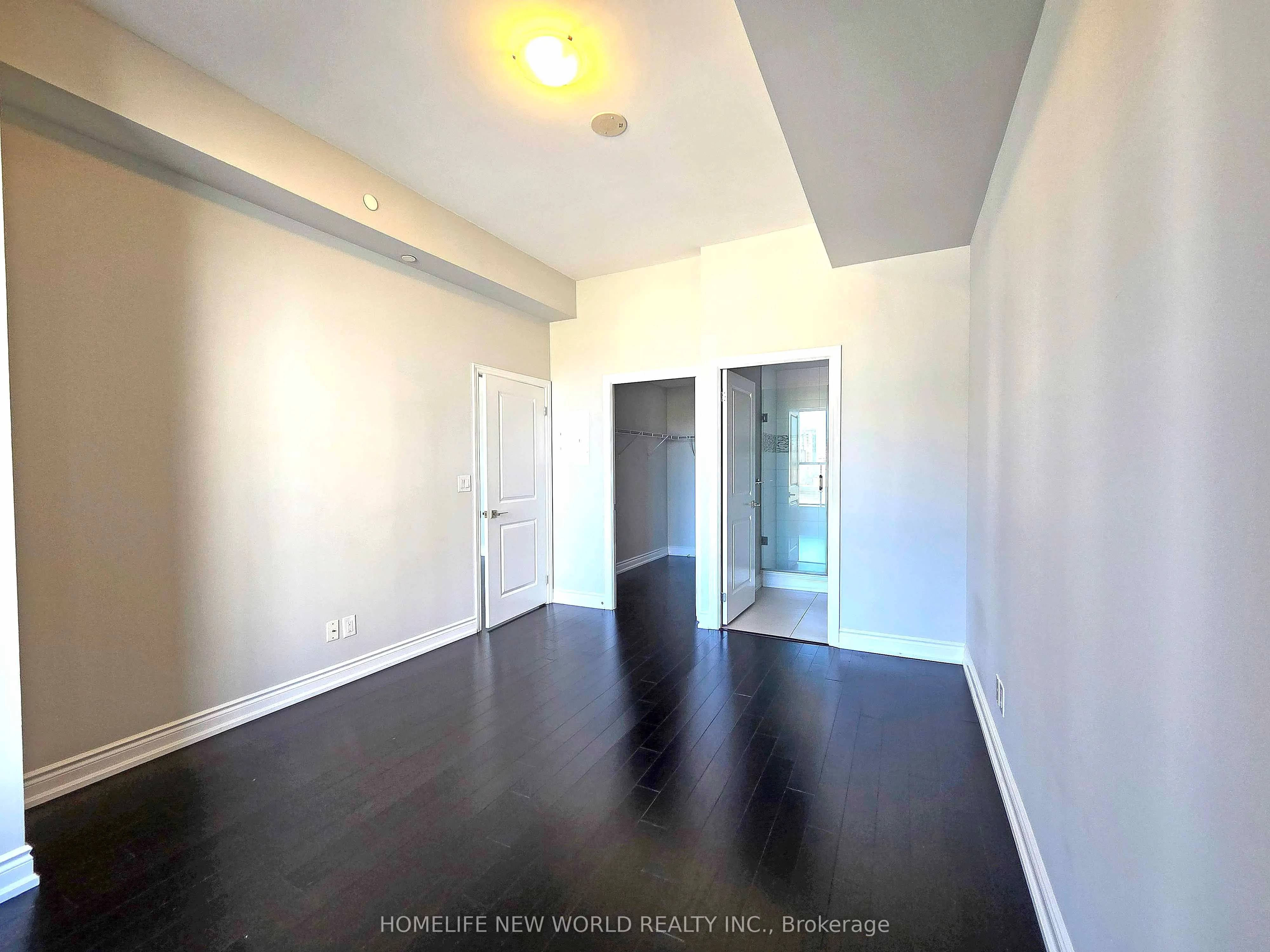 510 Curran Place, #515