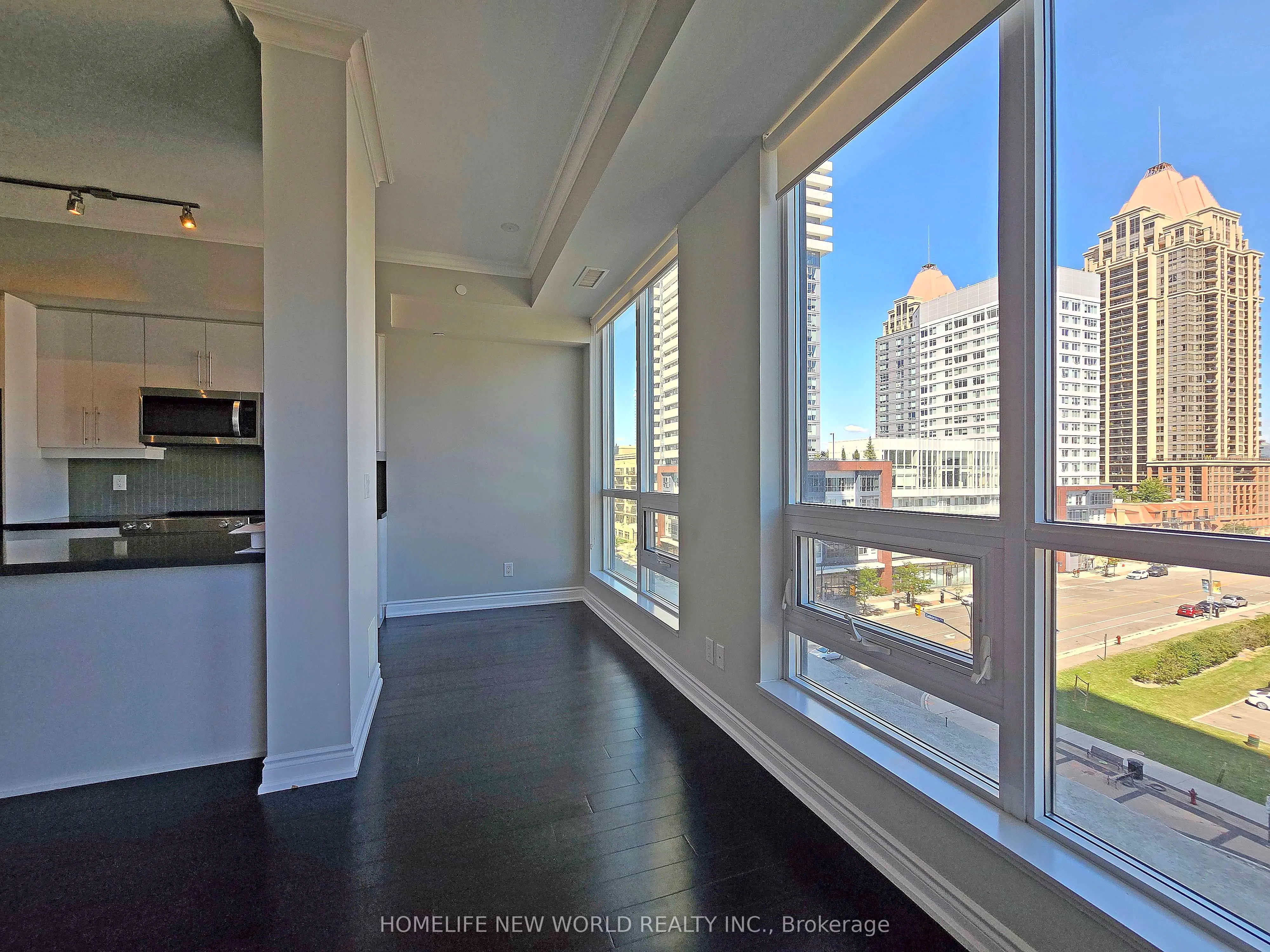 510 Curran Place, #515