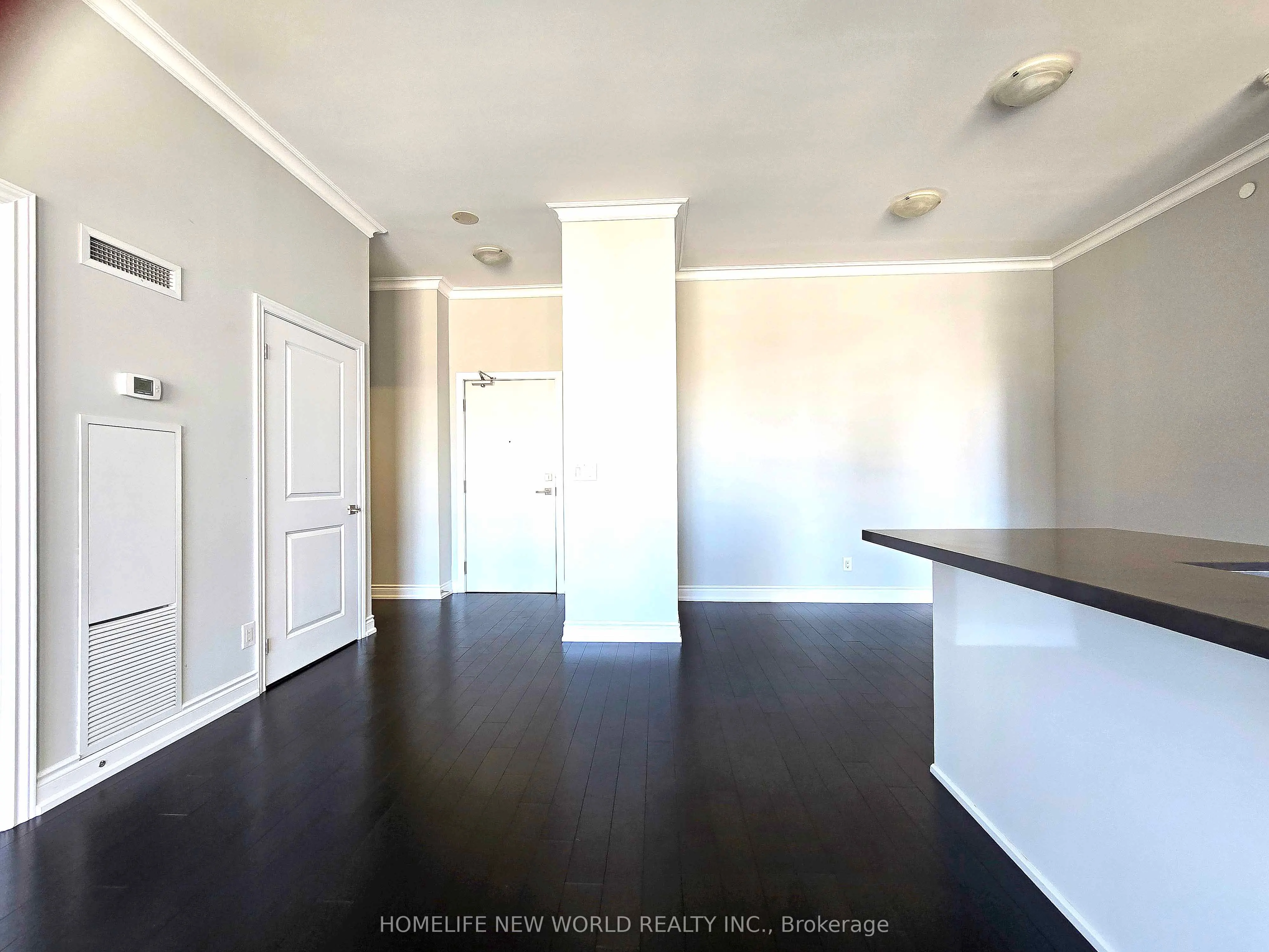 510 Curran Place, #515